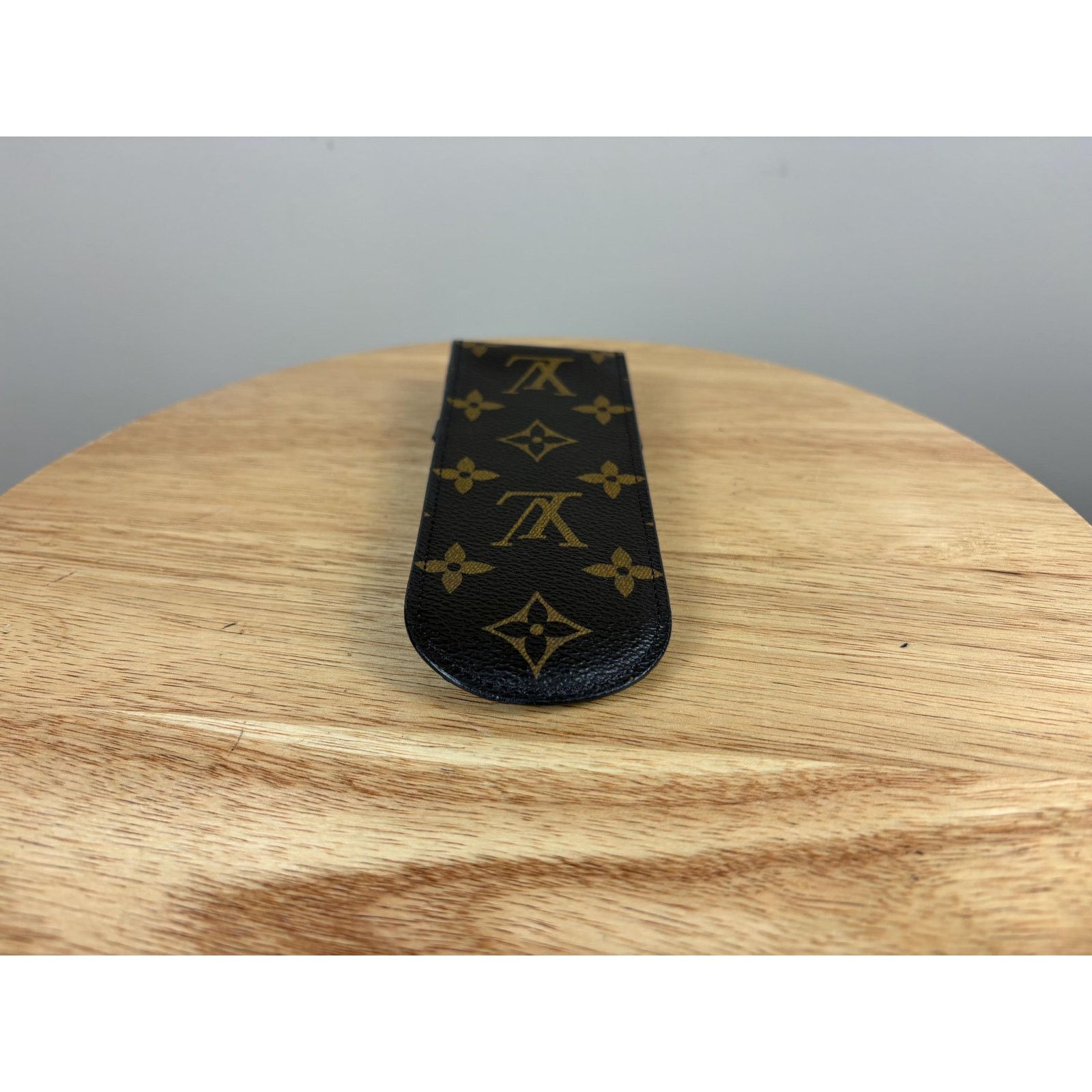 Louis Vuitton Authentic Louis Vuitton Etui Stylo Pen Holder Monogram Size ONE SIZE - 2 Thumbnail