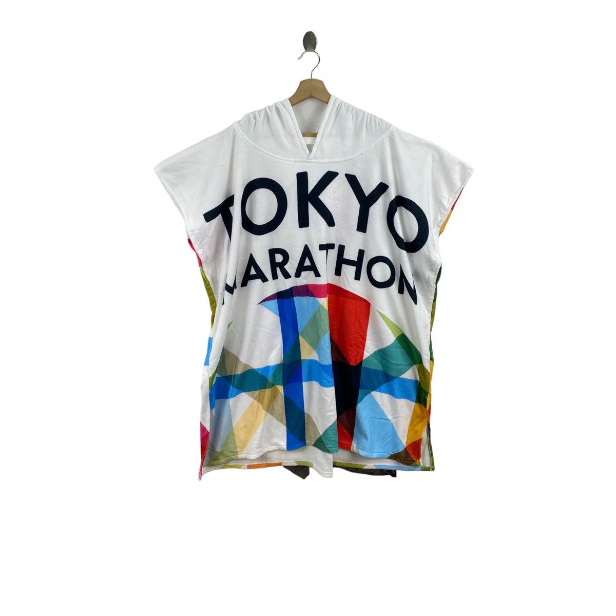 image of Marathon Asics Oversize Robe Capes in White, Men's (Size 2XL)