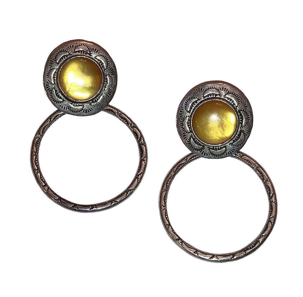 Sterling Silver Navajo Native American Sterling Dangle Hoop Shell Earrings Size ONE SIZE - 1 Thumbnail