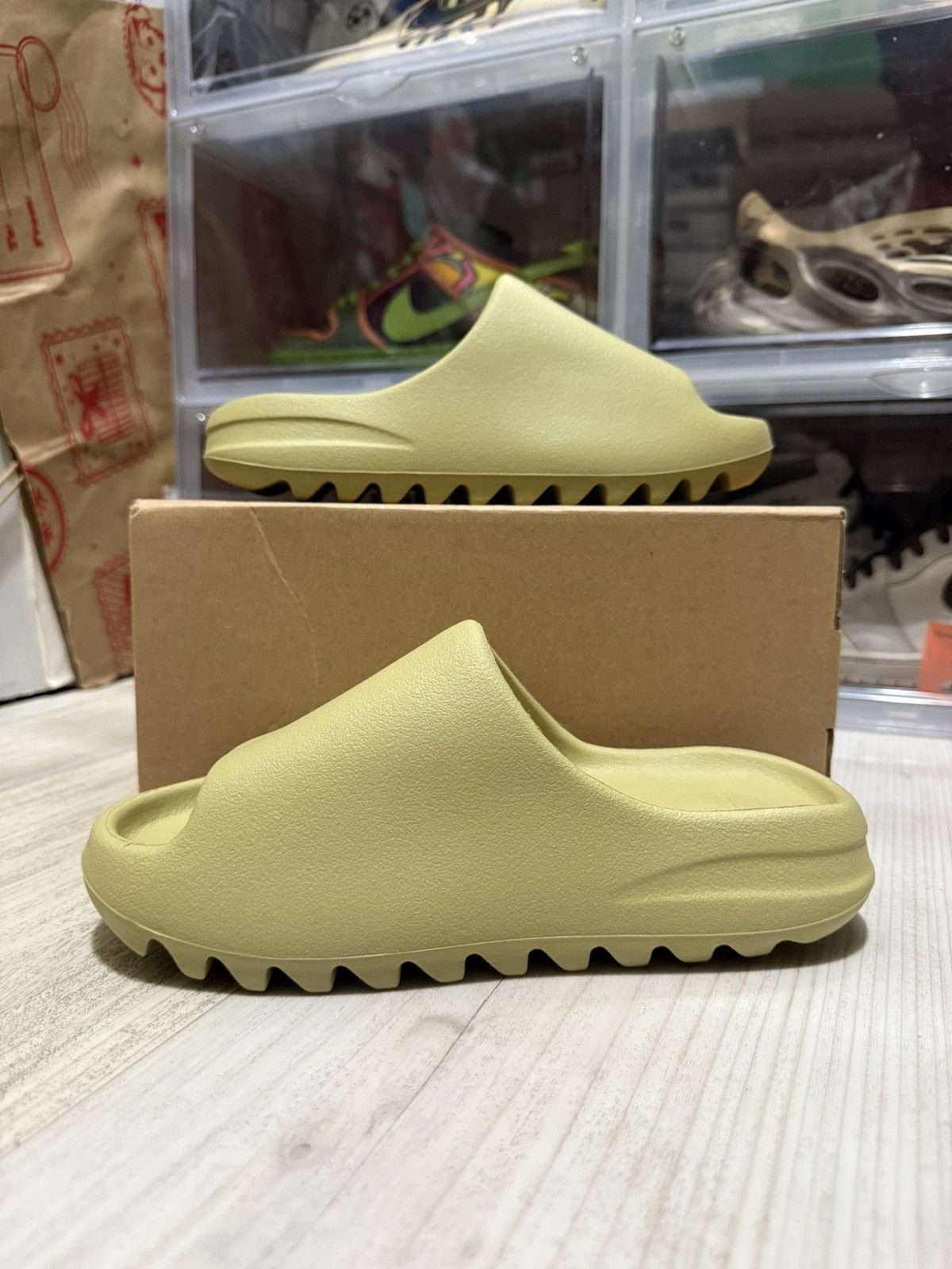 Adidas × Kanye West Adidas Yeezy Slide Resin 2022 Size US 5 / EU 37 - 3 Thumbnail