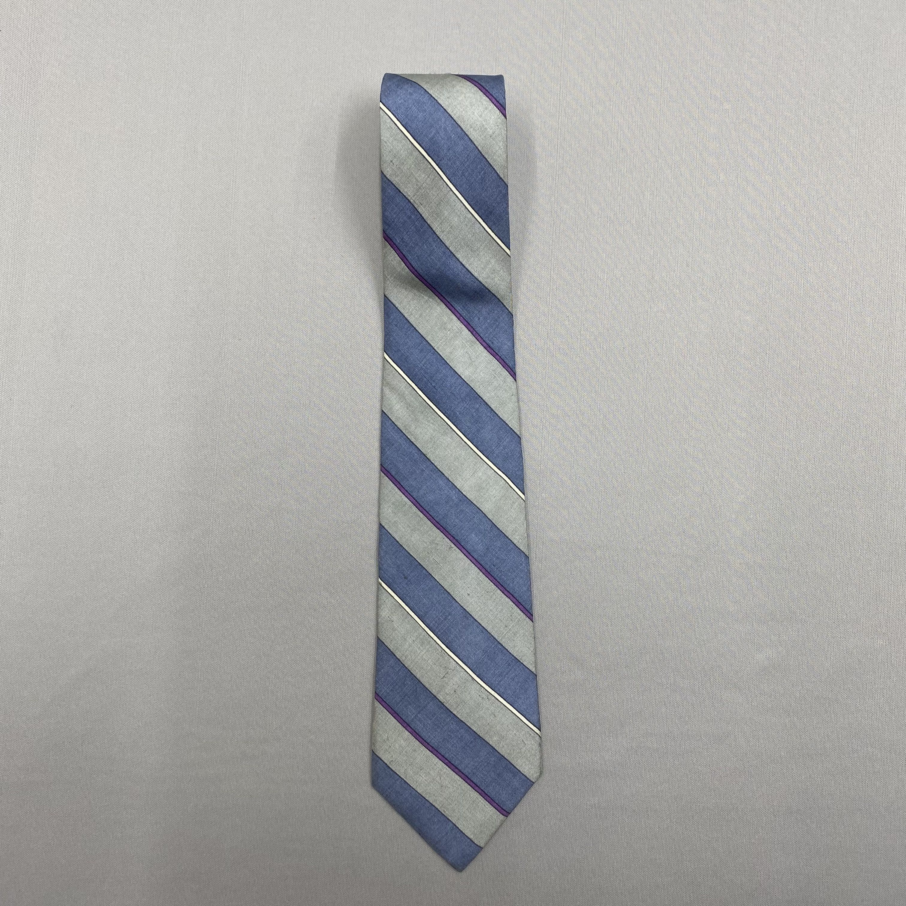 Japanese Brand Vintage Yves Saint Laurent SILK Necktie Cravate Pure Silk Size ONE SIZE - 4 Thumbnail