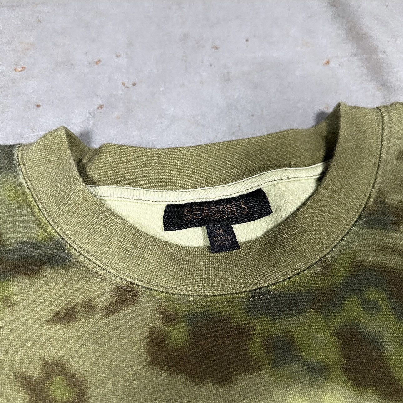 Yeezy SEASON 3 CAMO OVERSIZED TEE Size US M / EU 48-50 / 2 - 4 Thumbnail
