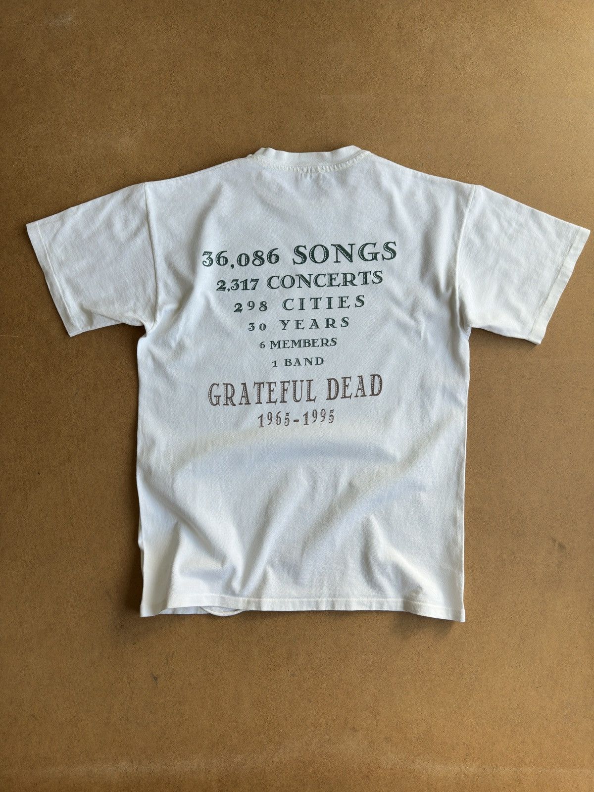 Grateful Dead Vintage 1996 Grateful Dead 30 Years Single Stitch Band Tee Size US L / EU 52-54 / 3 - 2 Thumbnail