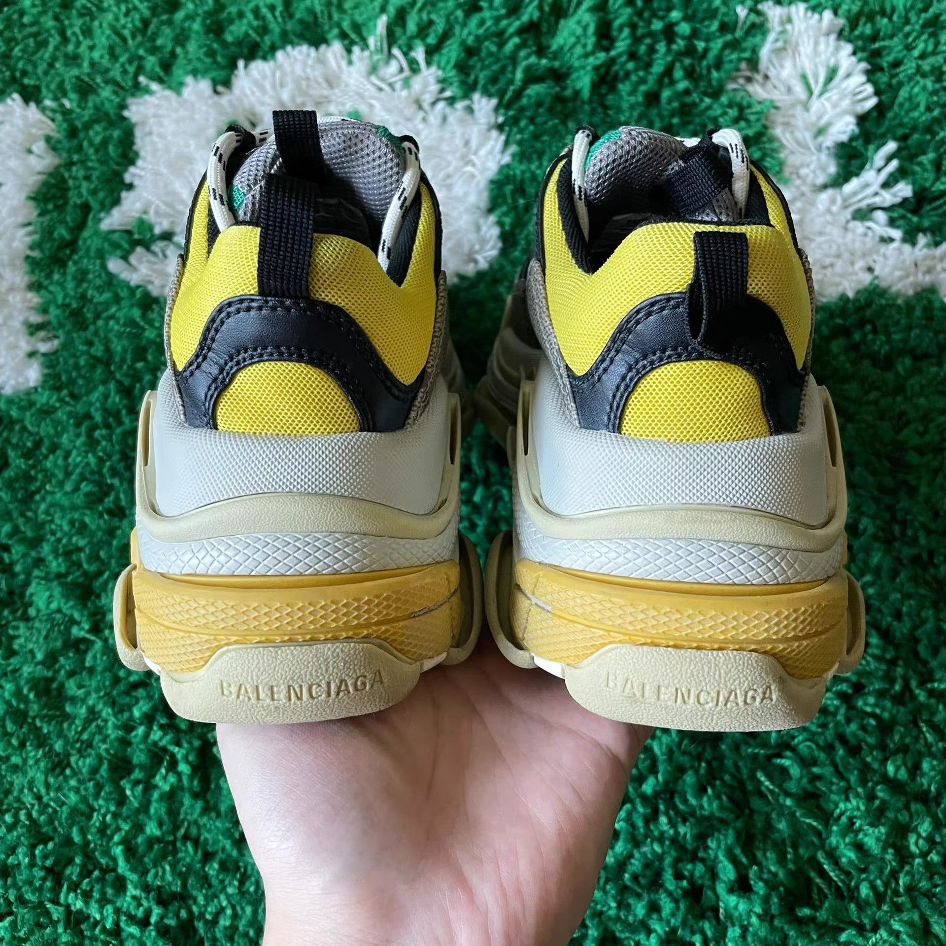 Balenciaga Balenciaga x Gucci Triple S Sneakers Size US 5 / IT 35 - 6 Thumbnail