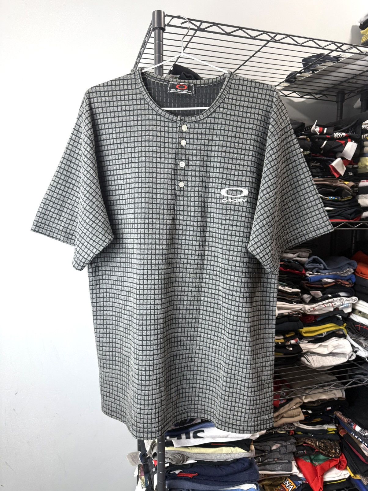 Oakley Vintage 1990’s Oakley T Shirt Gorpcore Streetwear Size US L / EU 52-54 / 3 - 1 Thumbnail