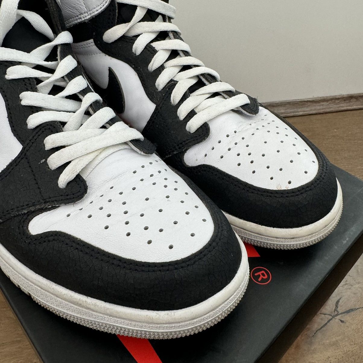 Jordan Brand Jordan 1 High Retro Stage Haze Size US 10 / EU 43 - 5 Thumbnail
