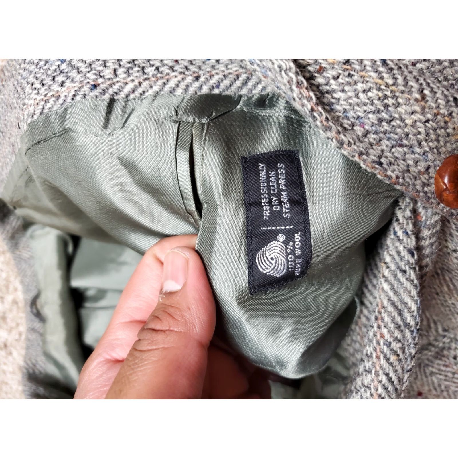 Levi's VINTAGE Levi's Strauss Blazer Jacket 40 Reg Wool Tweed Herringbone 80s Mens Notch Lapel Two-Button Single-Breasted Grey Size 40R - 6 Thumbnail
