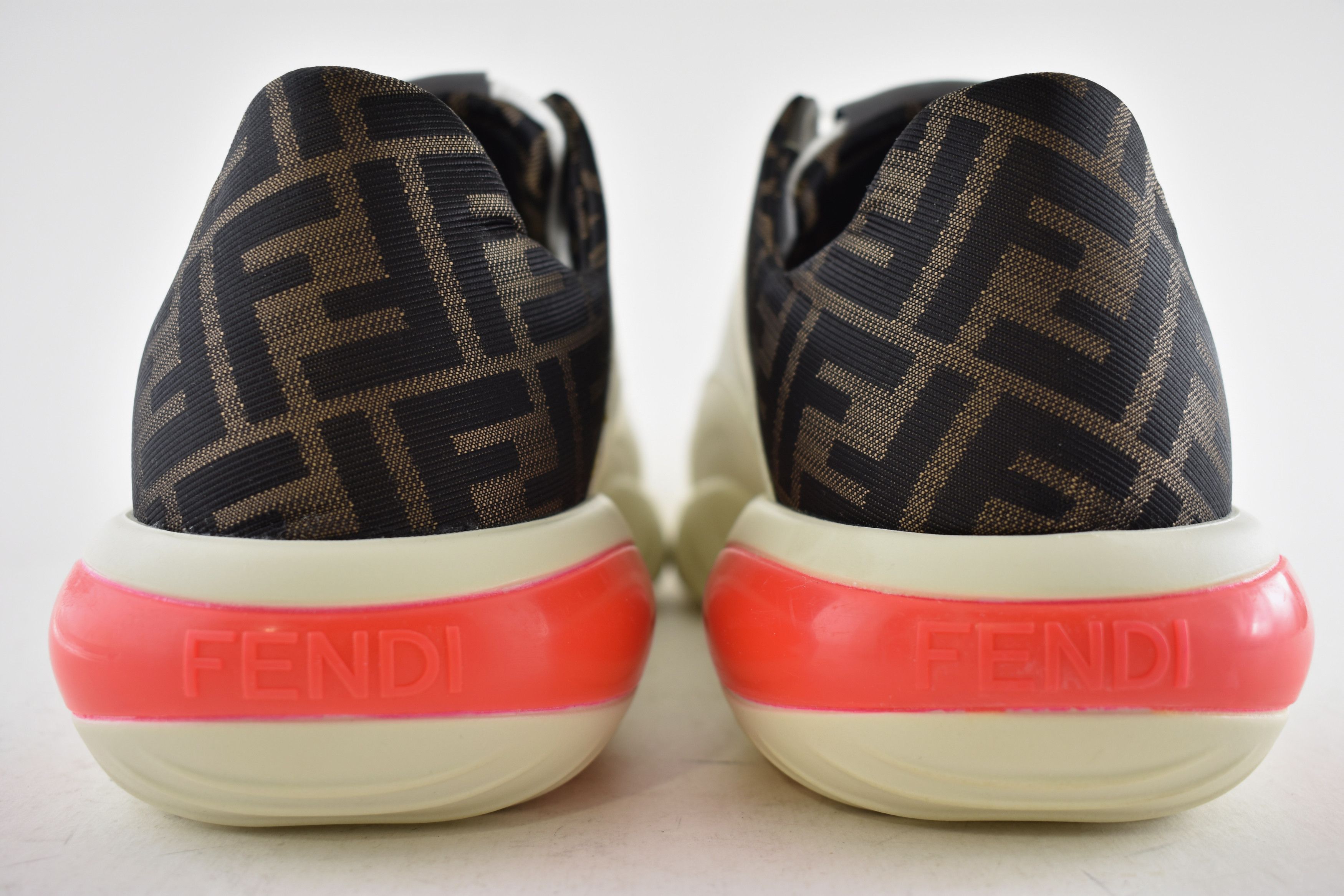 Fendi Fendi FF Tec Fabric Logo Sneaker Flat Trainer UK 9.5 US 10.5 Size US 10.5 / EU 43-44 - 10 Thumbnail