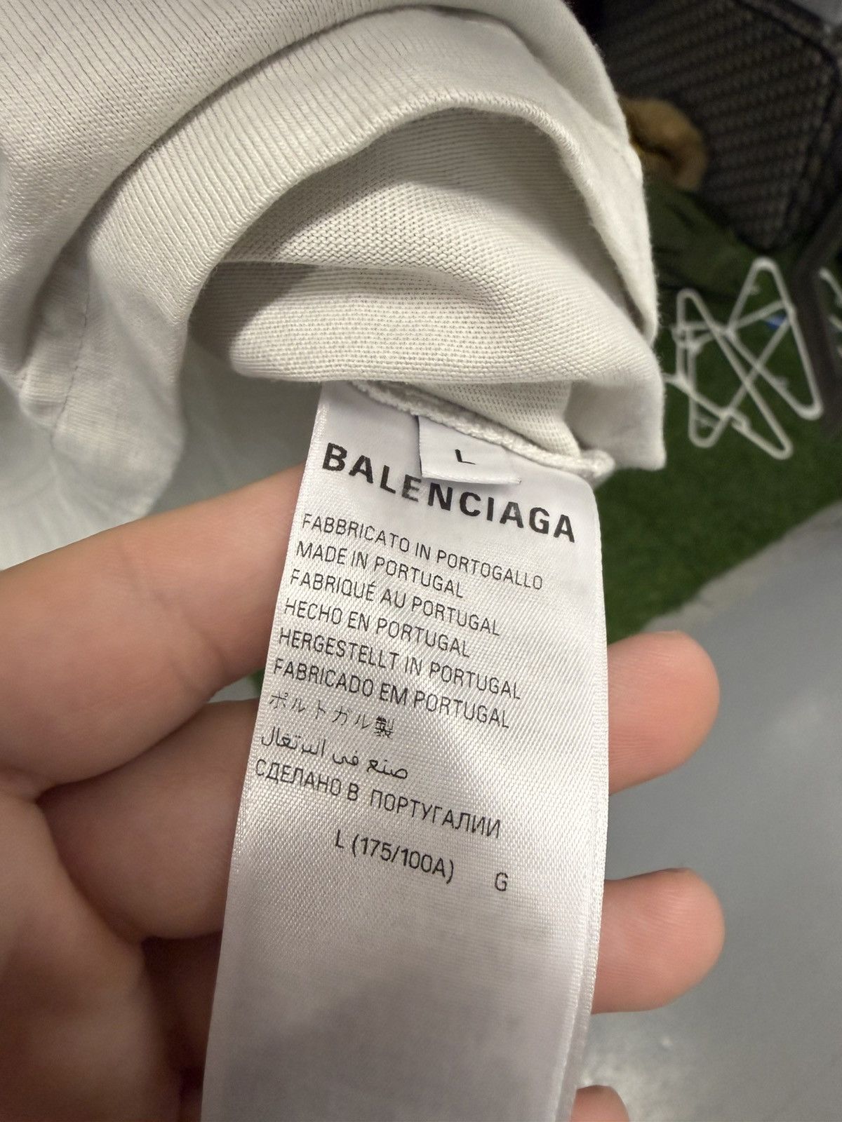 Balenciaga Balenciaga T Shirt Size US L / EU 52-54 / 3 - 6 Thumbnail