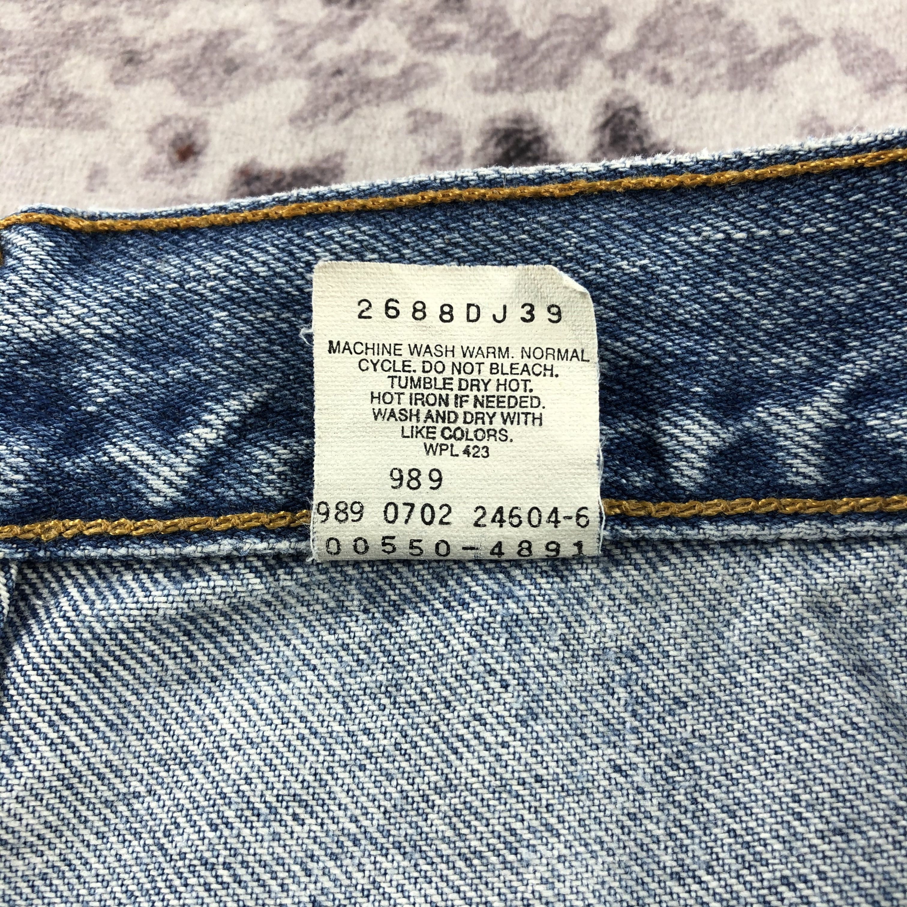 Levi's × Vintage Vintage 90s Light Wash Levis 550 Jeans-JM2413 Size US 33 - 15 Thumbnail
