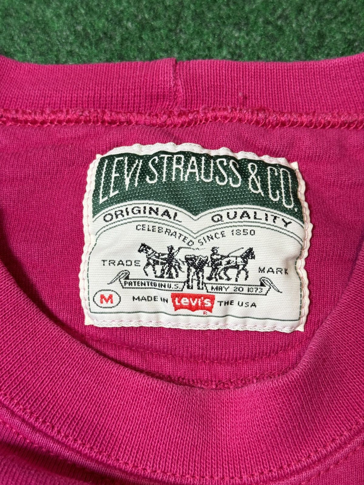 Levi's Vintage Clothing × Vintage Vintage 90s Levi’s Strauss & Co Pink Skater Sweatshirt Size L / US 10 / IT 46 - 3 Thumbnail