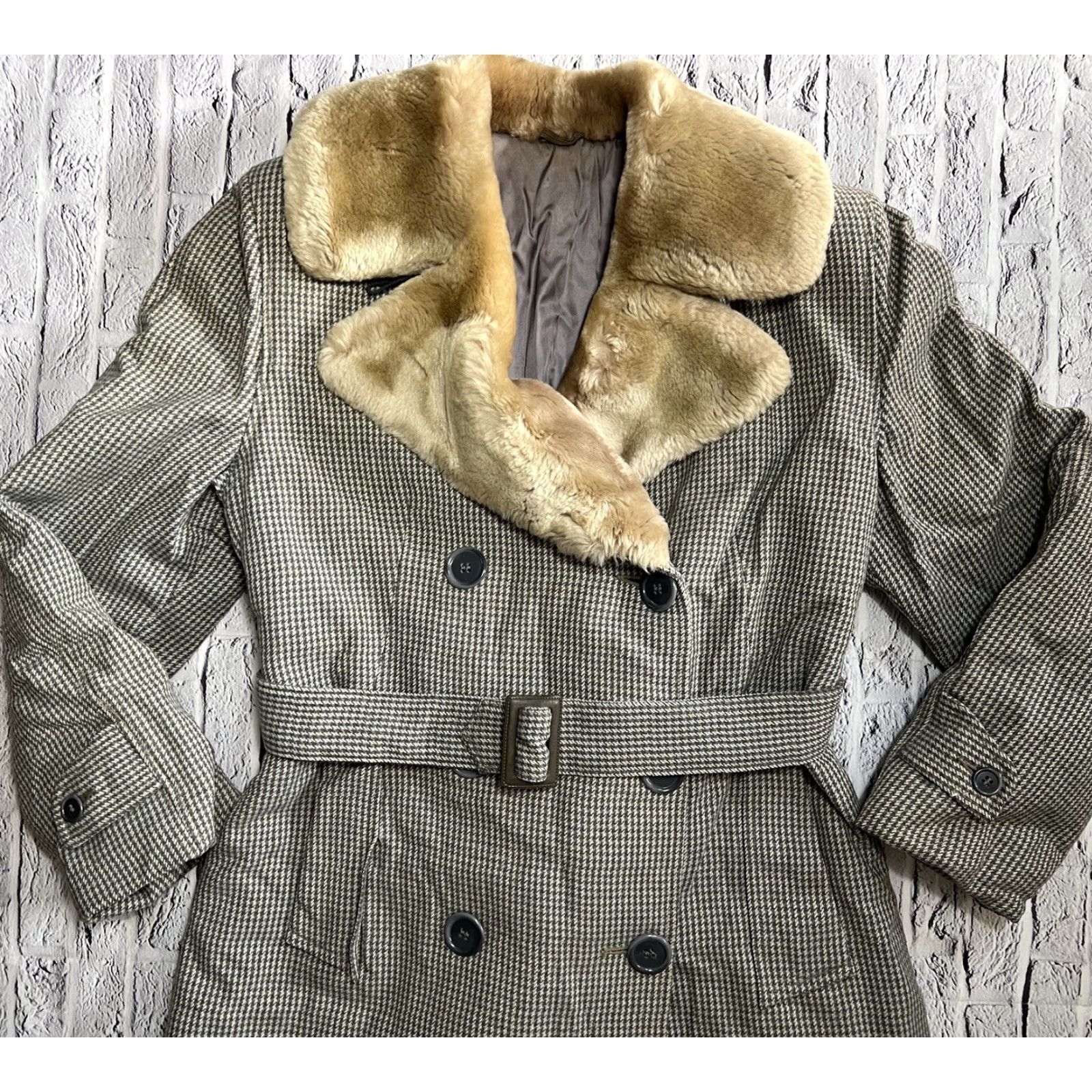 Greats VINTAGE robitshek schneider Great Western Wool Houndstooth Jacket Womens Coat Overcoat S Green Fur Trim Double Breasted Belted Wool Lined Buttoned Size S / US 4 / IT 40 - 3 Thumbnail