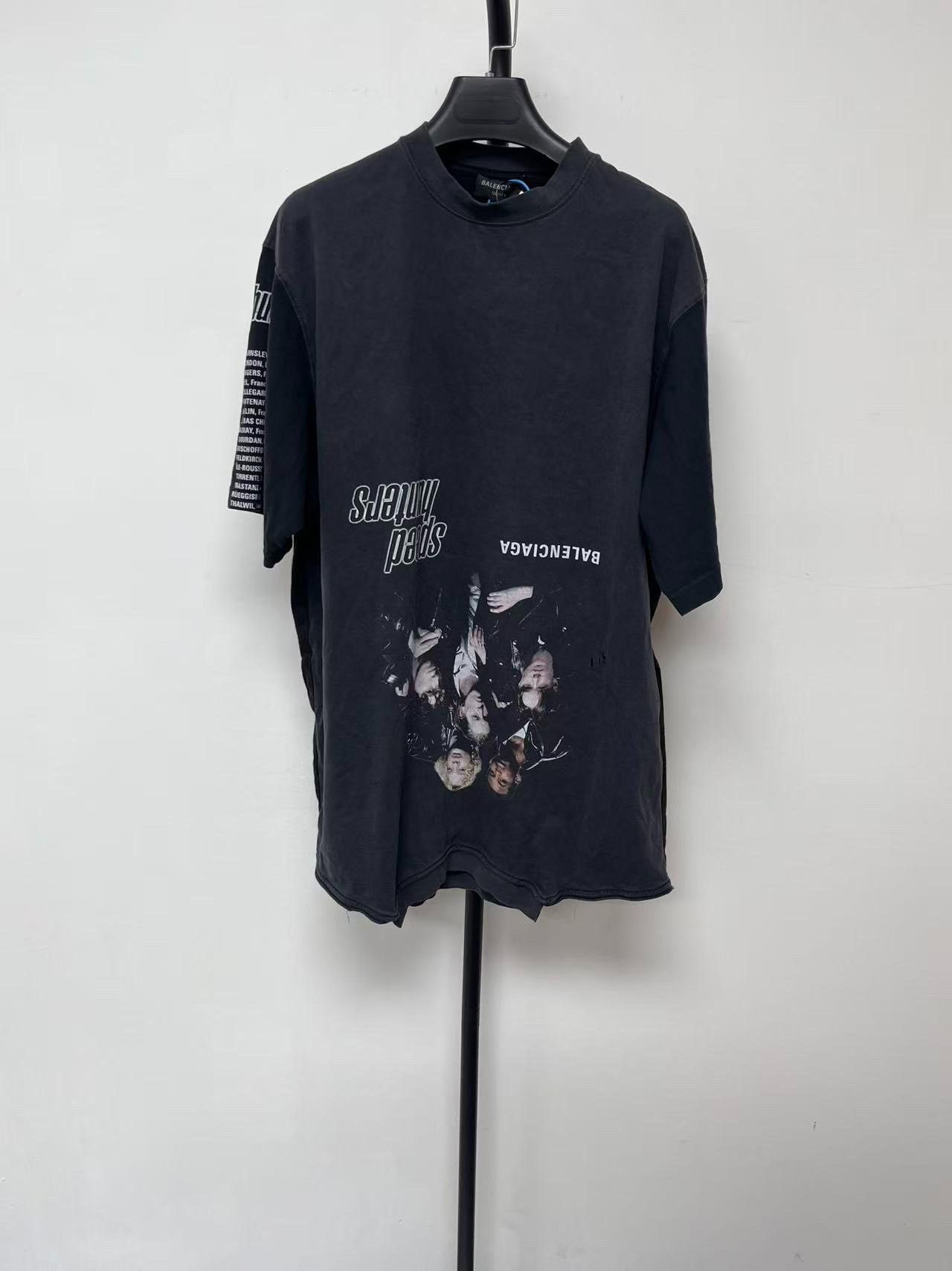 Balenciaga Balenciaga Inverted Logo Speed Hunter T-shirt Size US M / EU 48-50 / 2 - 1 Thumbnail
