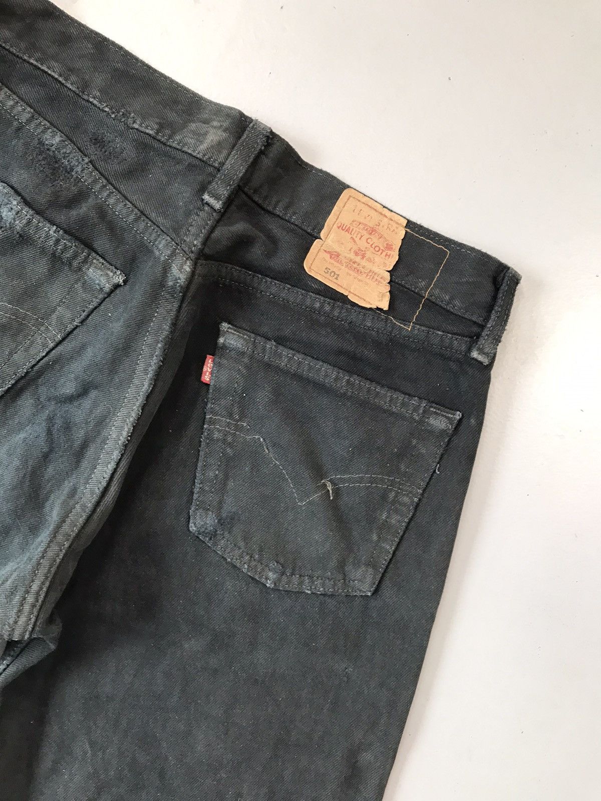 Levi's Vintage Levi’s 501 paper tab distressed denim Size US 30 / EU 46 - 14 Thumbnail