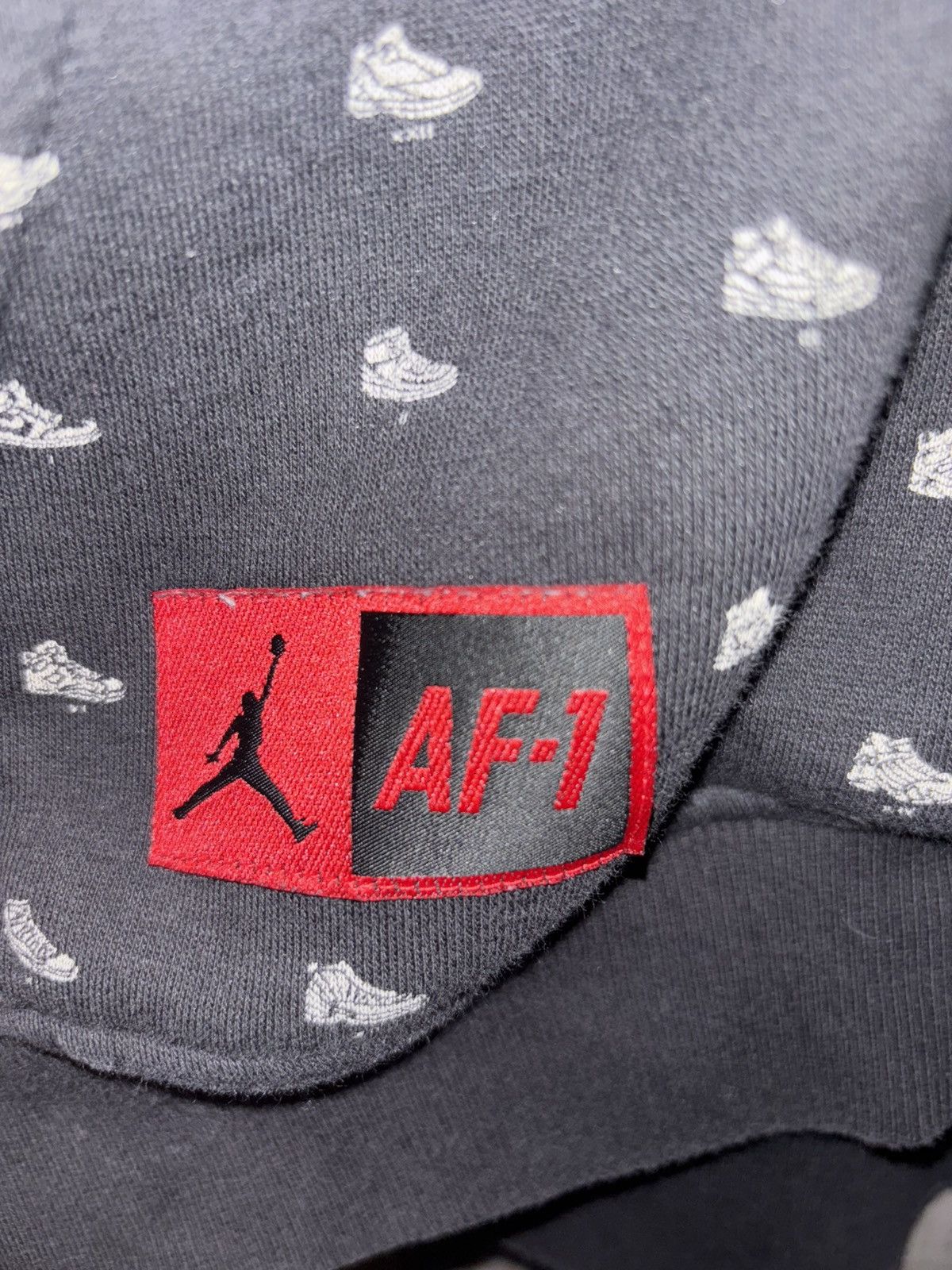 Jordan Brand L Jordan AF-1 graphic sneaker hoodie with embroidered logo Size US L / EU 52-54 / 3 - 5 Thumbnail