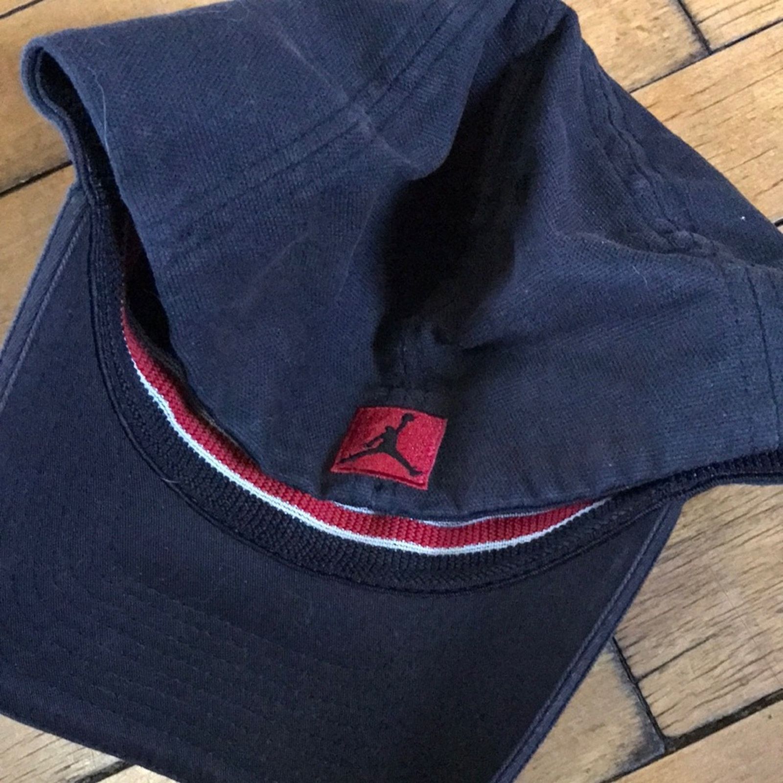 Jordan Brand Jordan Black Cap with Red Logo Size ONE SIZE - 4 Thumbnail