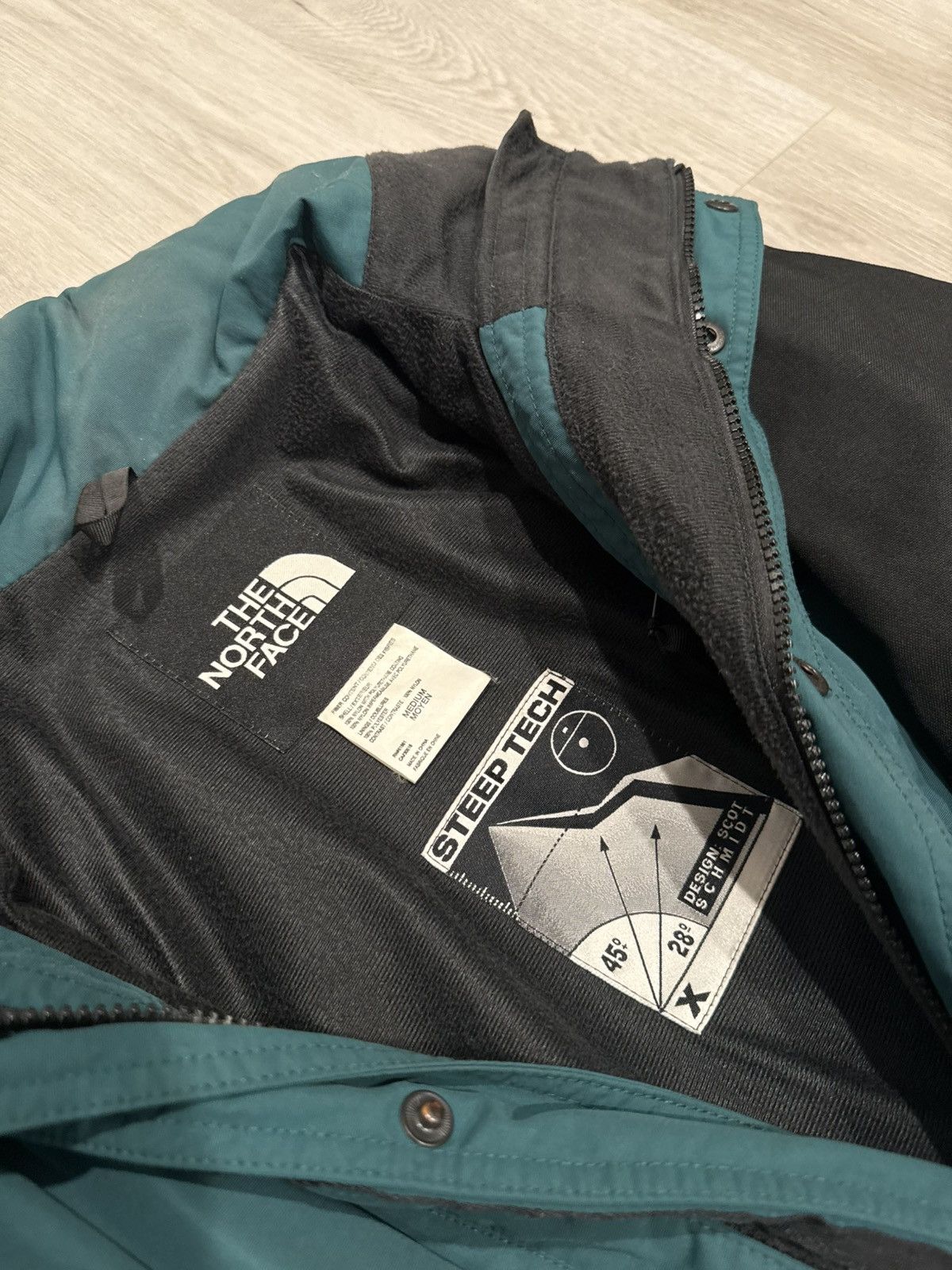 The North Face steep tech vintage down jacket!! Size US M / EU 48-50 / 2 - 6 Thumbnail