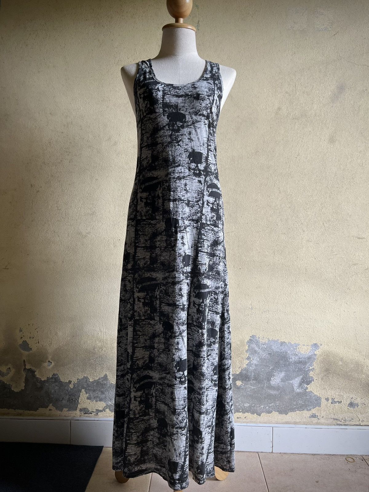 Japanese Brand HEAVEN AND EARTH Grey Skull Print Sleeveless Maxi Dress Size M / US 6-8 / IT 42-44 - 10 Thumbnail
