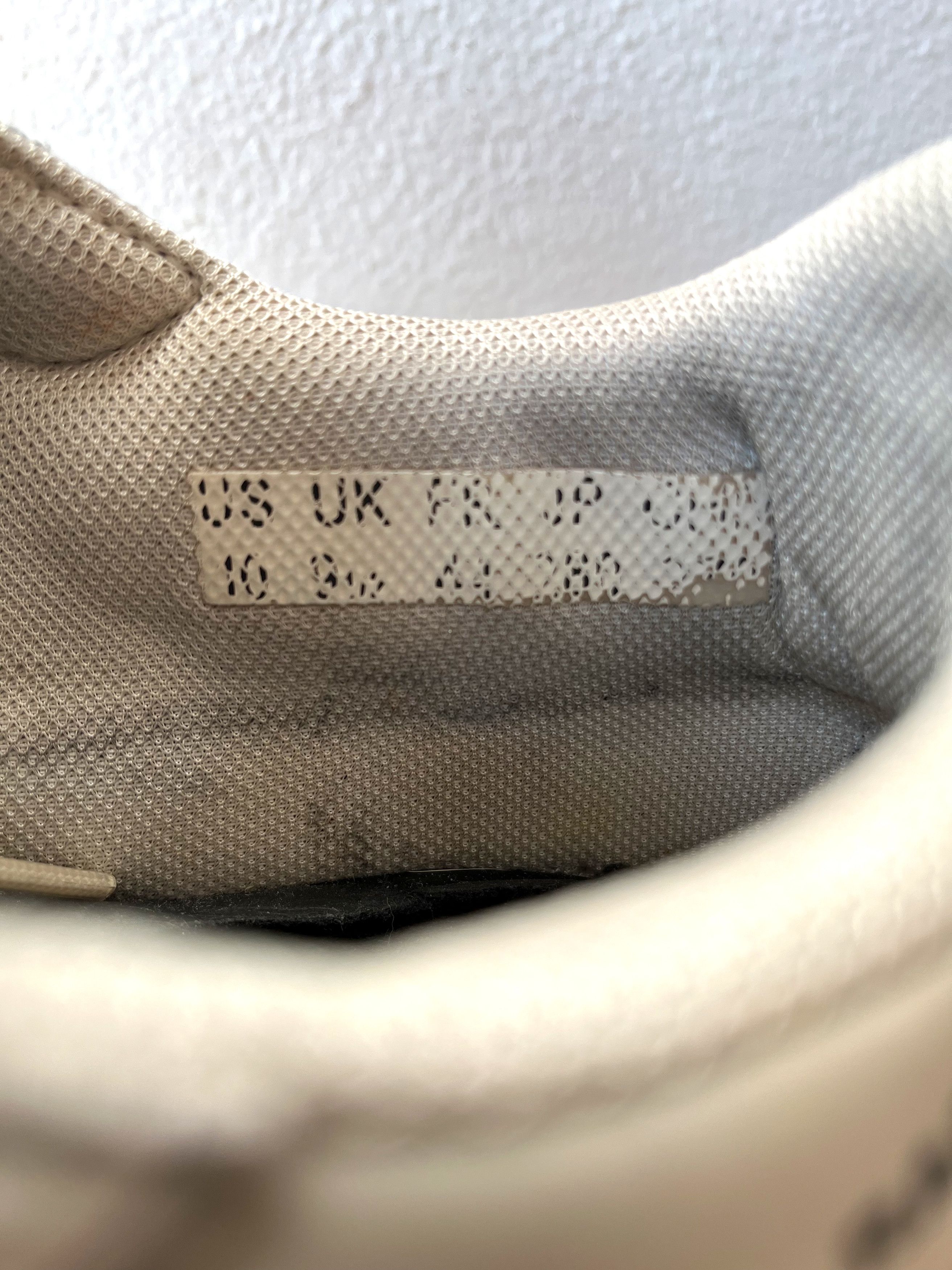 Adidas × Raf Simons Ozweego Bunny Cream Size US 11 / EU 44 - 4 Thumbnail