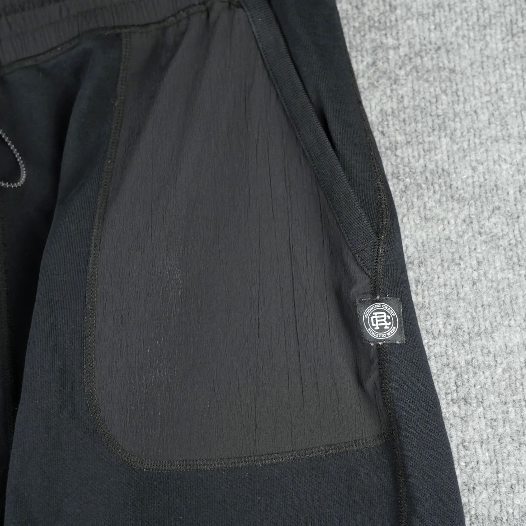 Reigning Champ Reigning Champ Sweat Shorts Mens XL Black French Terry Nylon Pockets Athletic Size US 36 / EU 52 - 4 Thumbnail