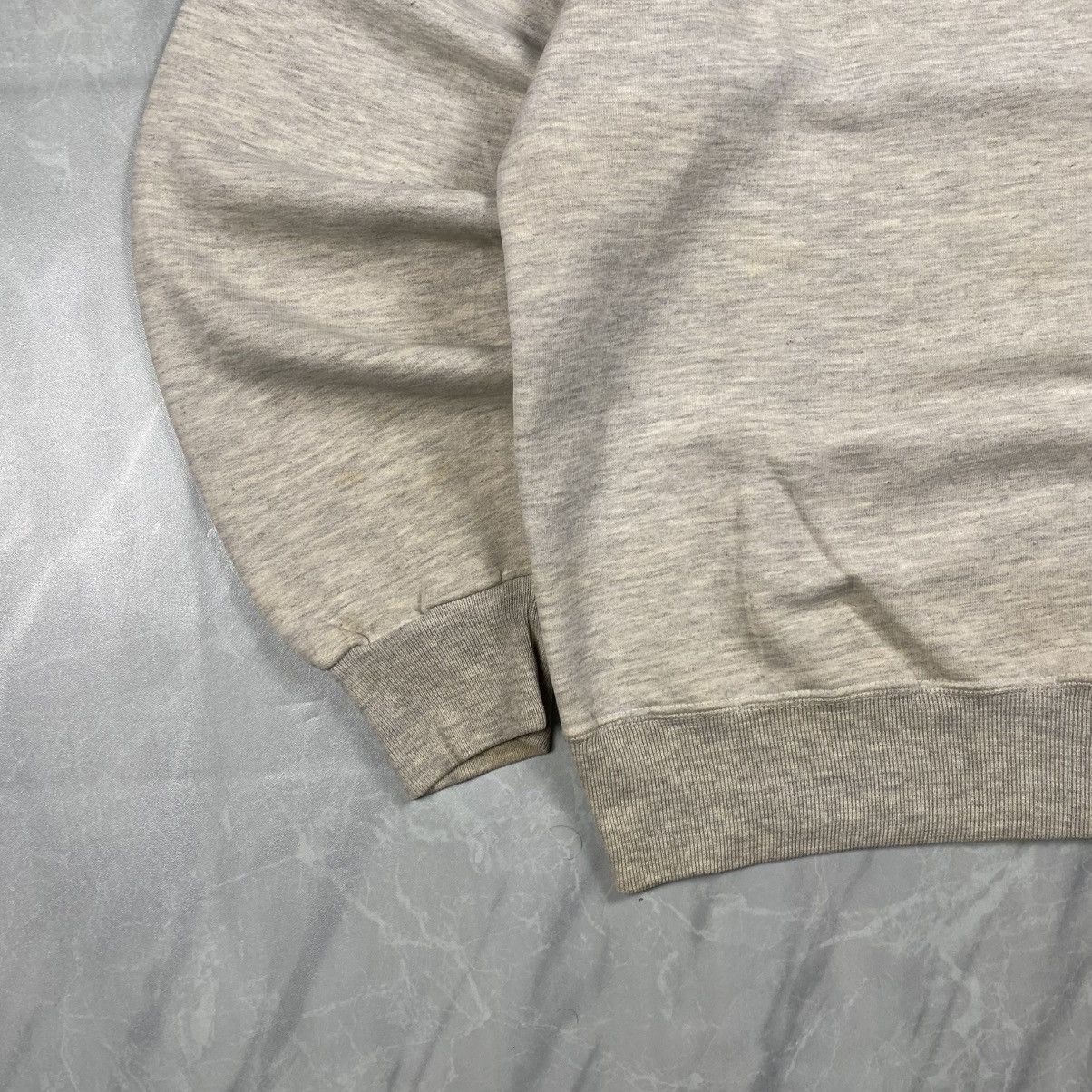 Jerzees Vintage 90s Army Distressed Crewneck Size US M / EU 48-50 / 2 - 3 Thumbnail