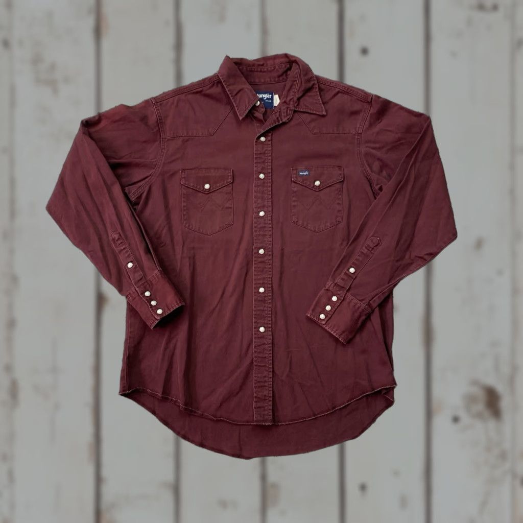 Wrangler VINTAGE Wrangler Shirt Heavy Work Maroon Western Cowboy Pearl Snap Shirt Men’s Size XL 17-36 Red Cotton Denim Button-Up Long Sleeve Logo 80s work Size US XL / EU 56 / 4 - 1 Thumbnail