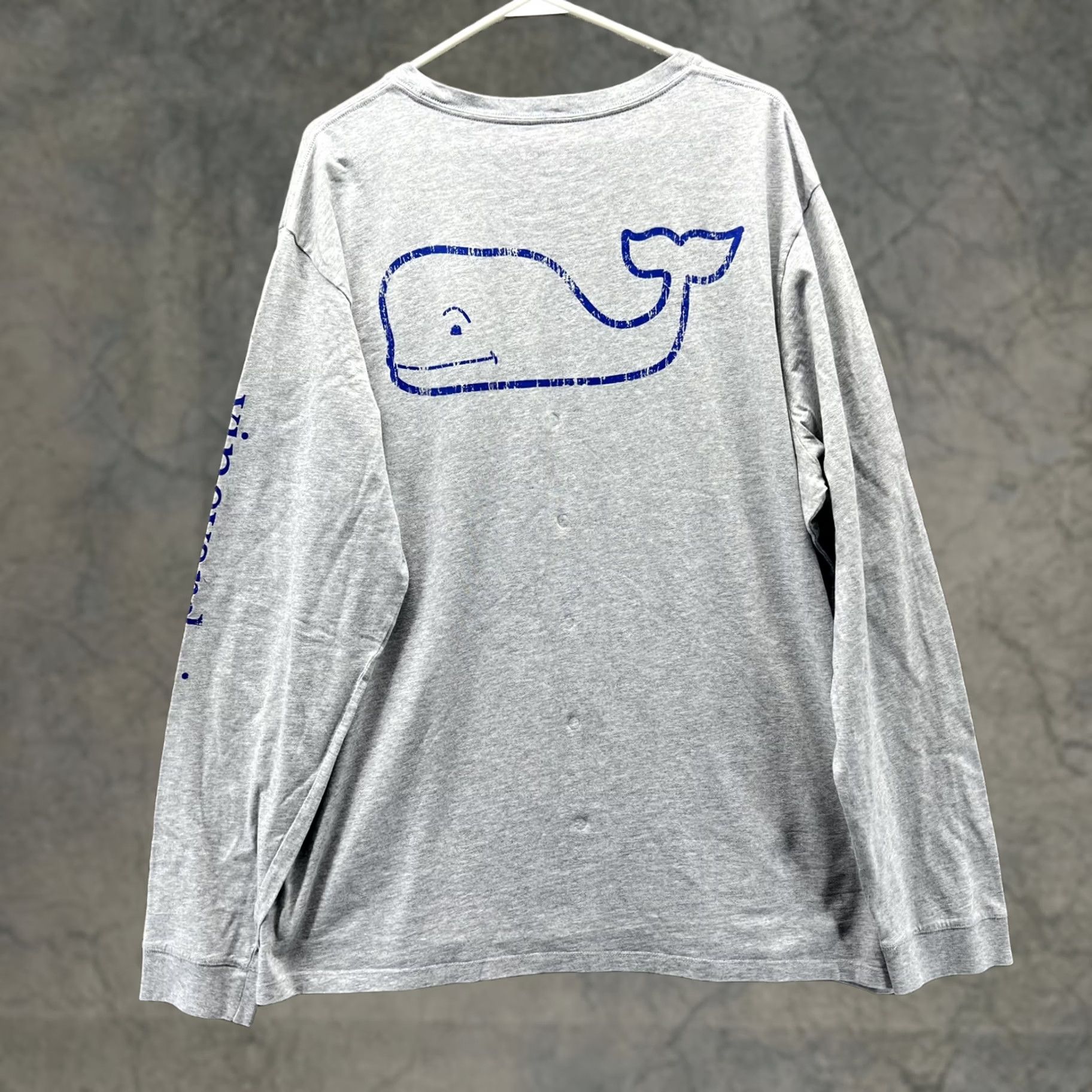 Vineyard Vines Vineyard Vines Shirt Mens XL Gray Long Sleeve Whale Pocket Graphic Logo Size US XL / EU 56 / 4 - 1 Thumbnail