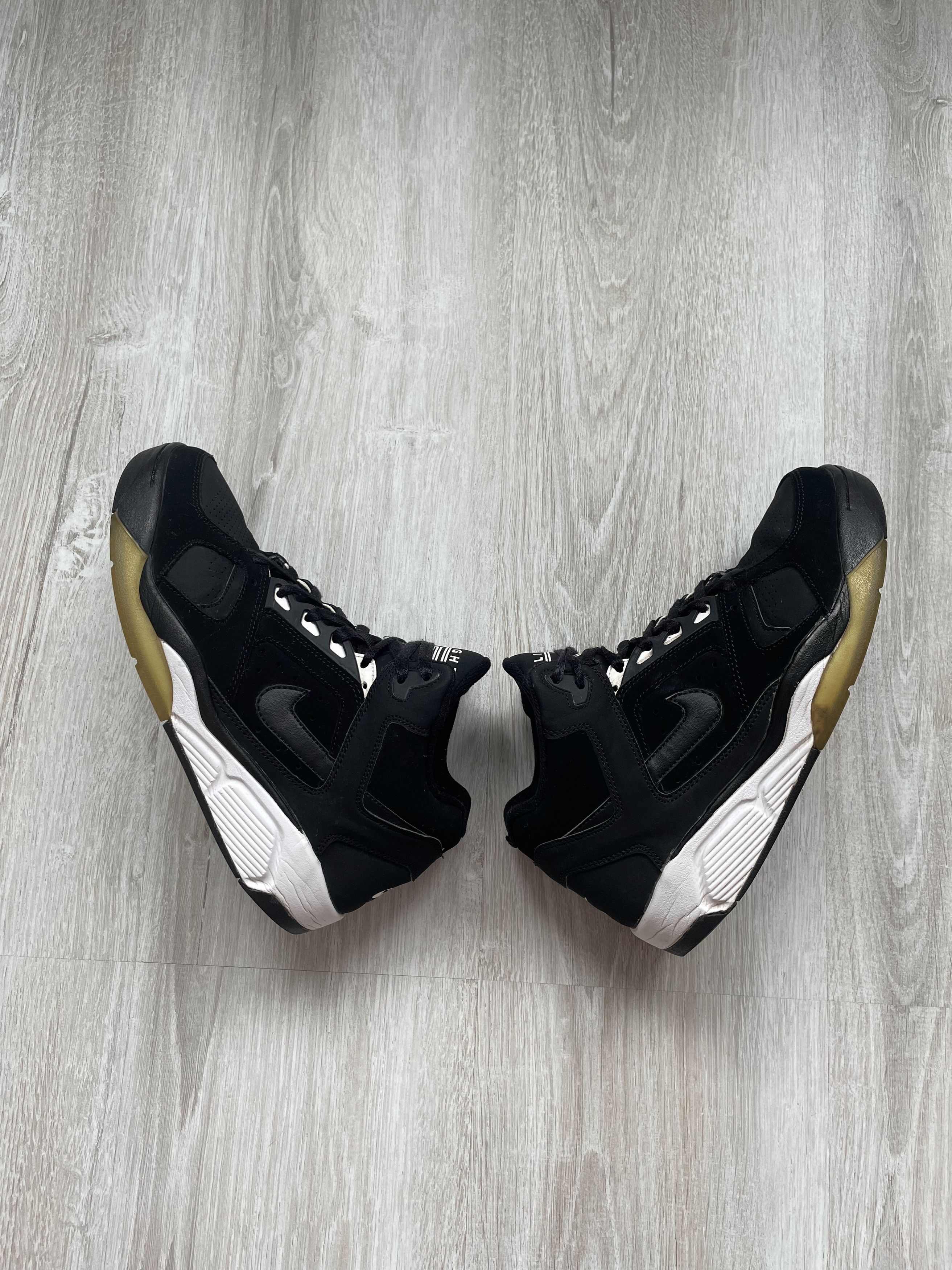Nike Nike Air Flight Lite Mid Size US 8 / EU 41 - 2 Thumbnail