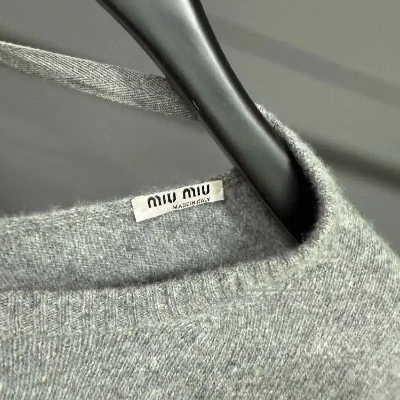 Miu Miu Miu Miu Winter Charcoal Cashmere Cardigan . Size M / US 6-8 / IT 42-44 - 4 Thumbnail
