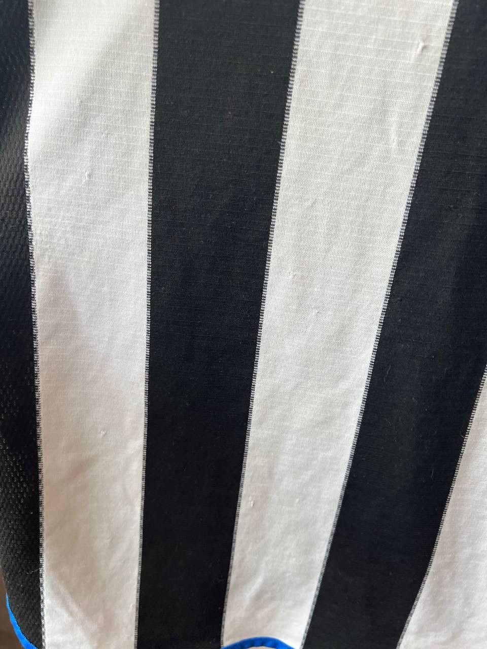Adidas 2000/01 NEWCASTLE UNITED HOME SOCCER JERSEY FOOTBALL SHIRT L Size US L / EU 52-54 / 3 - 18 Thumbnail