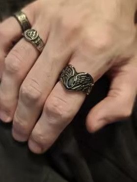 Jewelry Eagle Wings With Black Zircon Stones Ring Size ONE SIZE - 5 Thumbnail