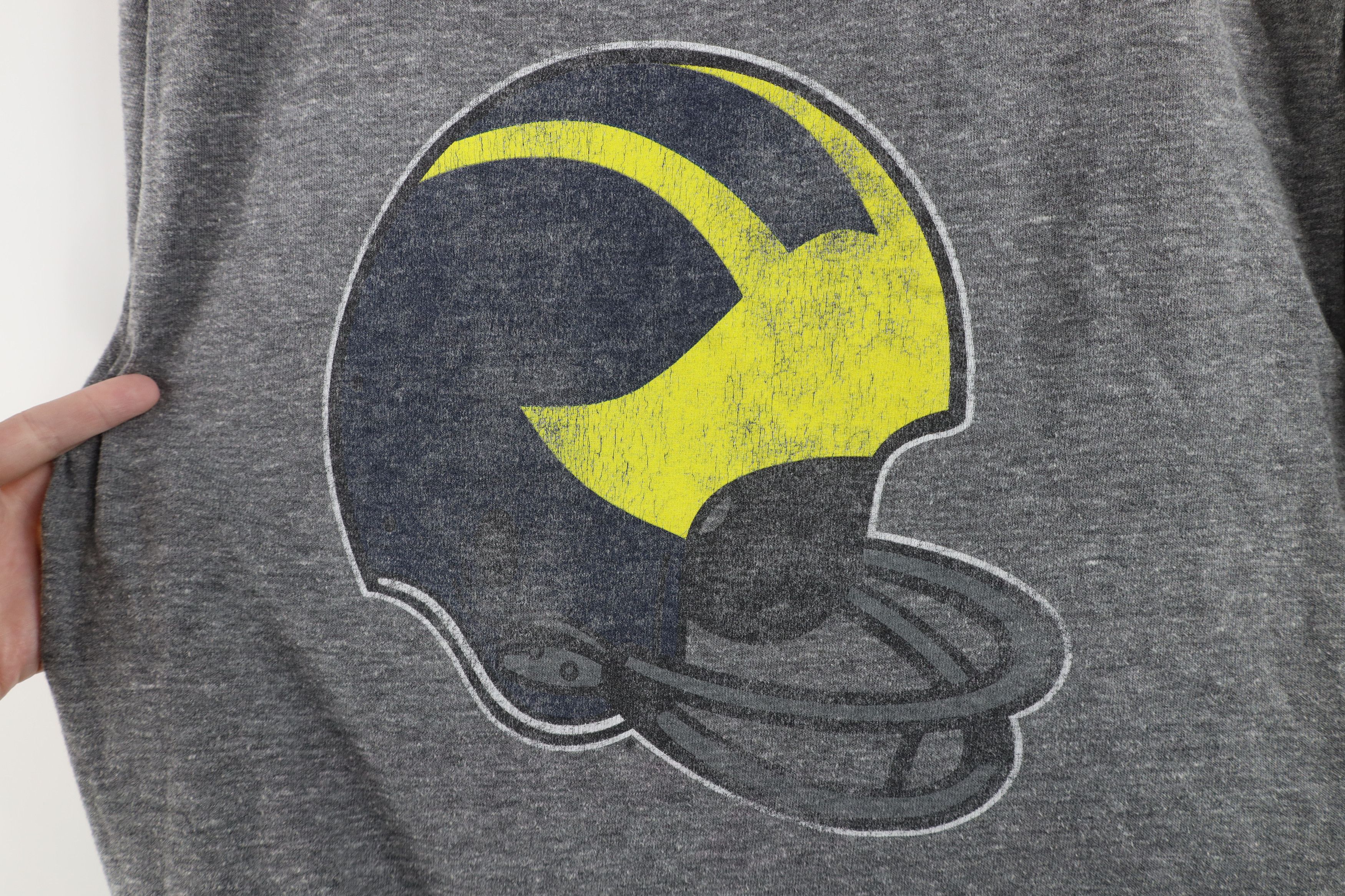Adidas Retro Adidas Michigan Football Helmet Jersey Knit T-Shirt Size US M / EU 48-50 / 2 - 5 Thumbnail