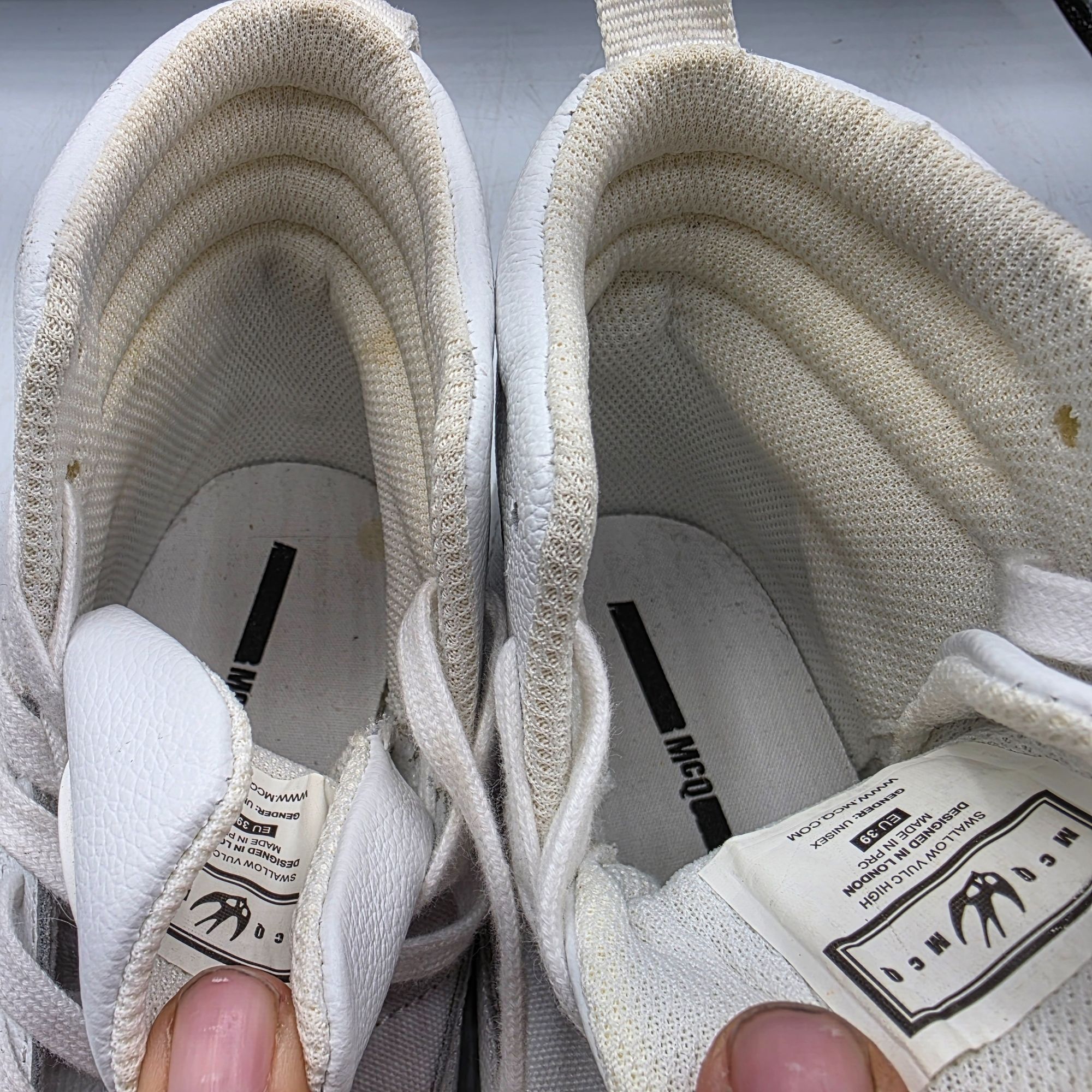 Alexander McQueen Adults 8.5 White Swallow Vulc High Top Sne