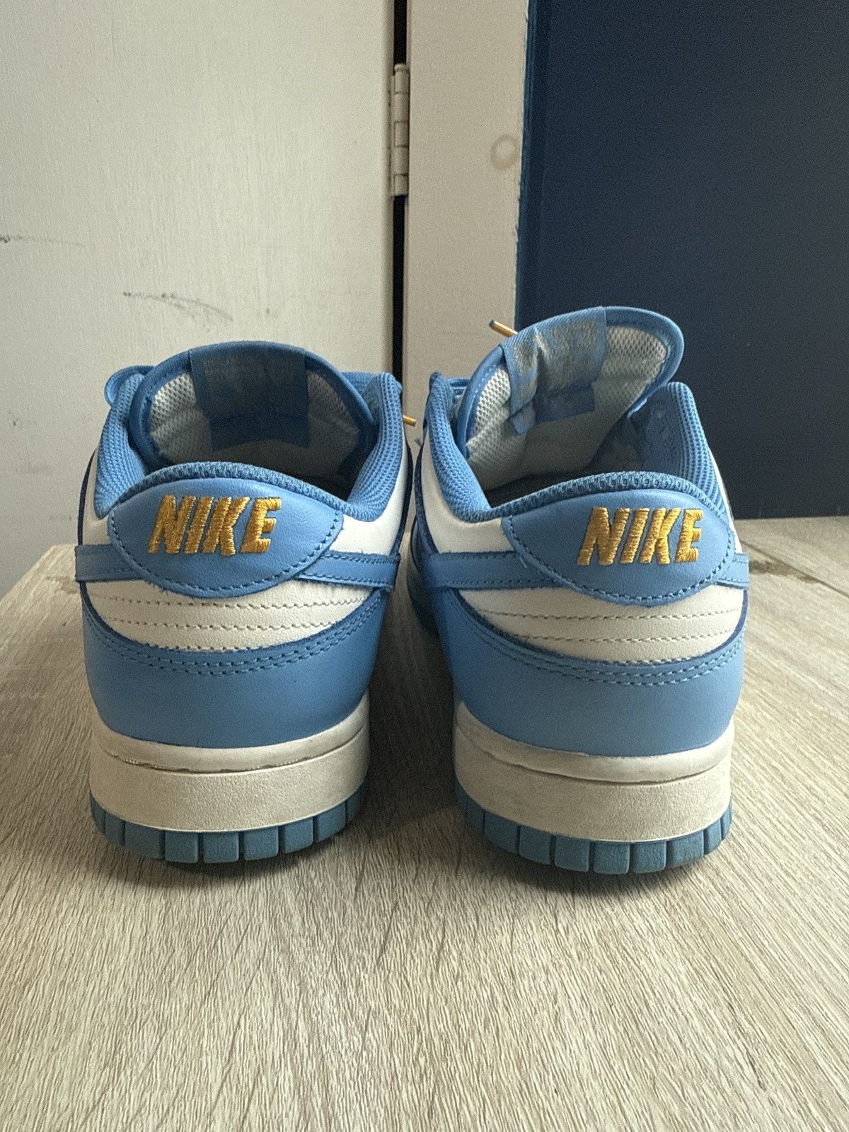Nike Coast Nike Dunk Low (Womens) Size US 8 / EU 41 - 5 Thumbnail