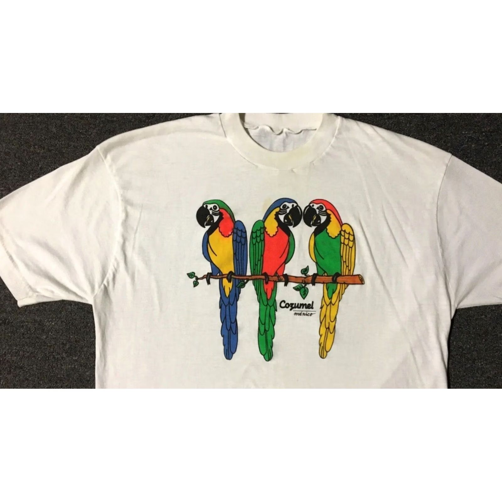 Vintage VINTAGE Parrot Mexico Shirt L White Sun Palm Trees Beach 90s 80s Grunge Surf USA Mens T-Shirt Single Stitch Size US L / EU 52-54 / 3 - 7 Thumbnail