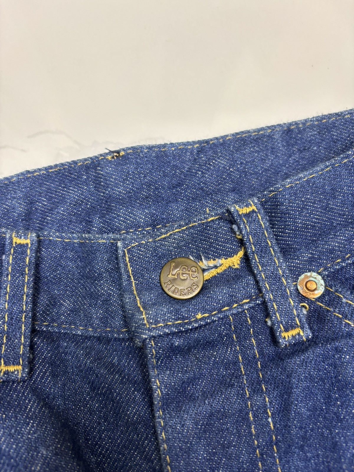 Lee Lee Riders 🇺🇸 Vintage Good Condition Blue Denim Jeans Size US 28 / EU 44 - 11 Thumbnail