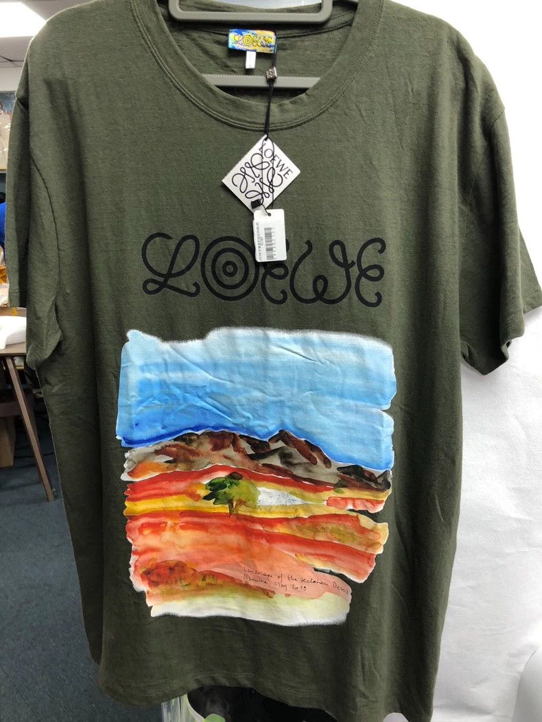 LOEWE Rose pink graffiti logo short sleeve T-shirt