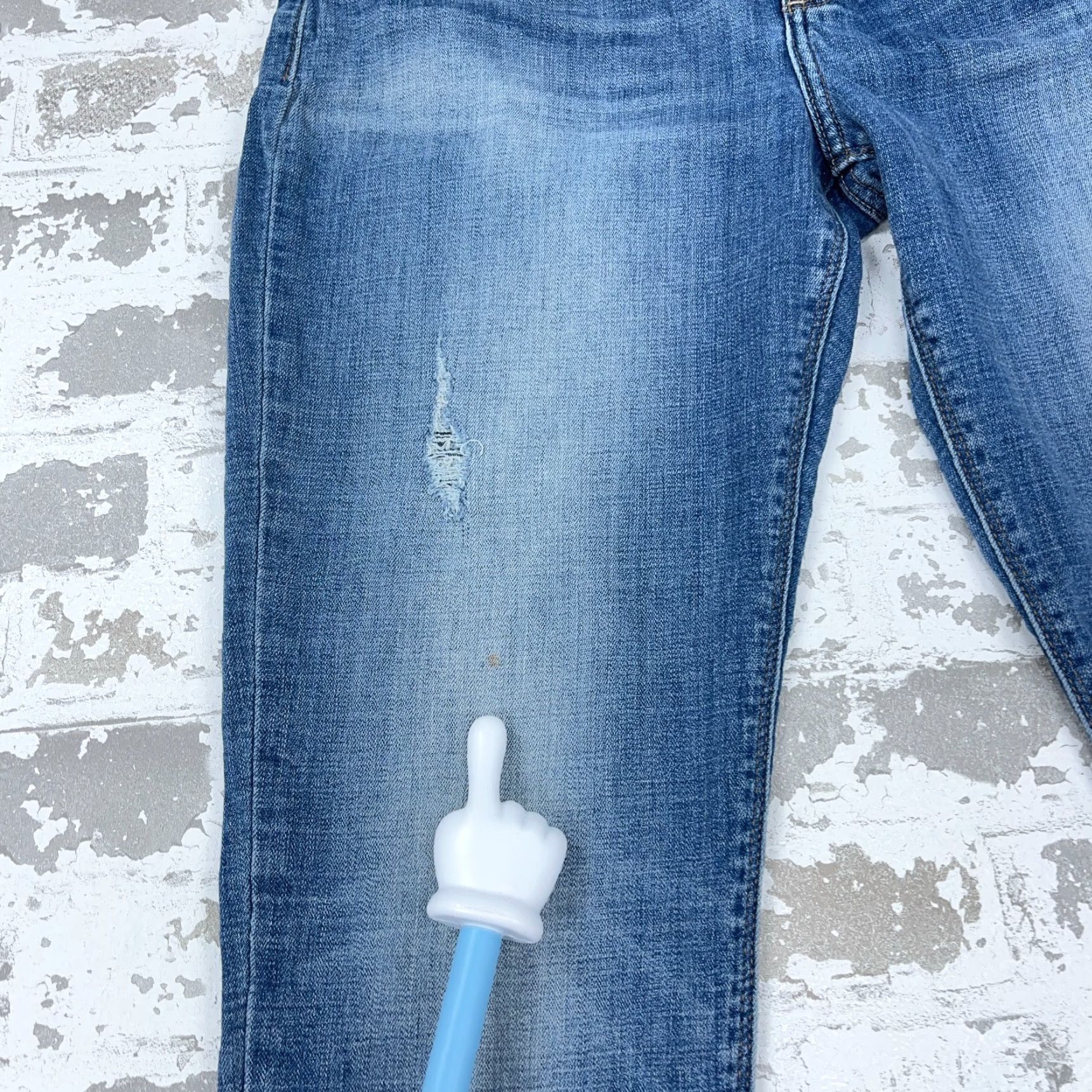 Lucky Brand Lucky Brand Jeans Women 10 30 Skinny Fit Med Wash Faded Stretch Pants Blue Matted? (Note: Original title only) Size 32" / US 10 / IT 46 - 7 Thumbnail