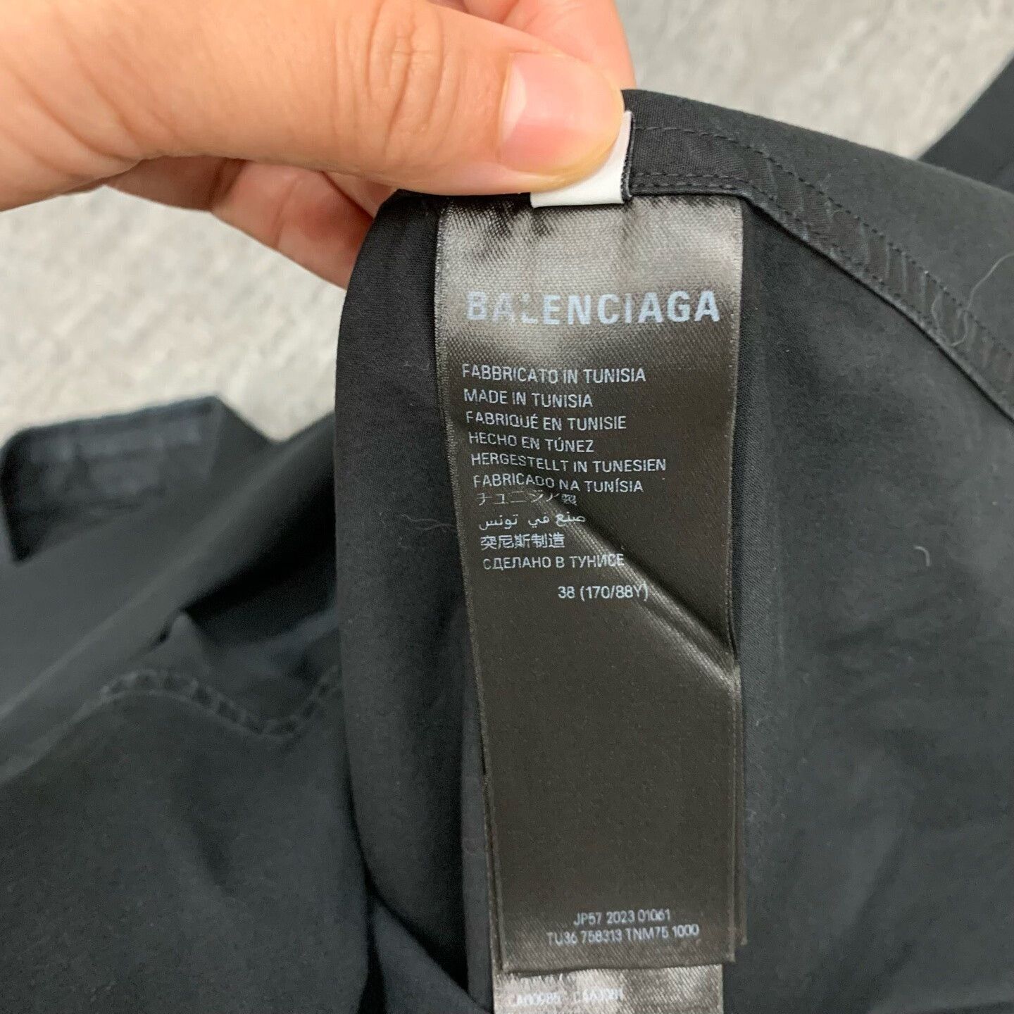 Balenciaga balenciaga black distressed button-up shirt jacket Size US M / EU 48-50 / 2 - 5 Thumbnail