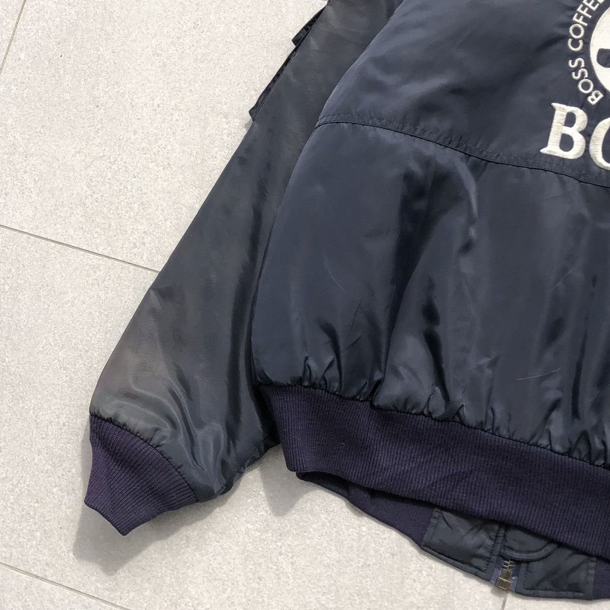 Vintage Vintage Suntory Boss Coffee Embroidery Logo Sun Faded Jacket Size US L / EU 52-54 / 3 - 10 Thumbnail