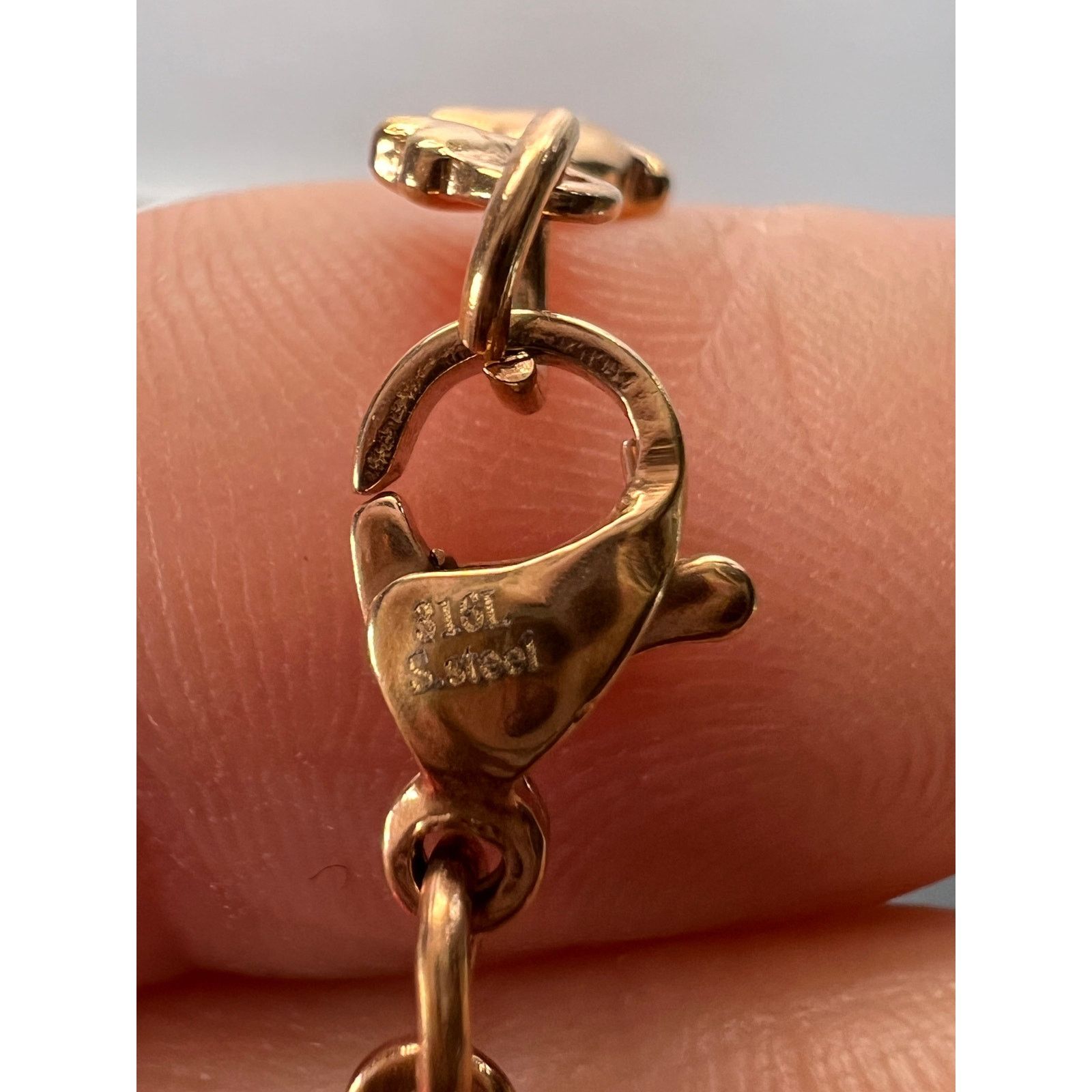 Other Rose gold over stainless steel dolphins 20 inch necklace Size ONE SIZE - 9 Thumbnail