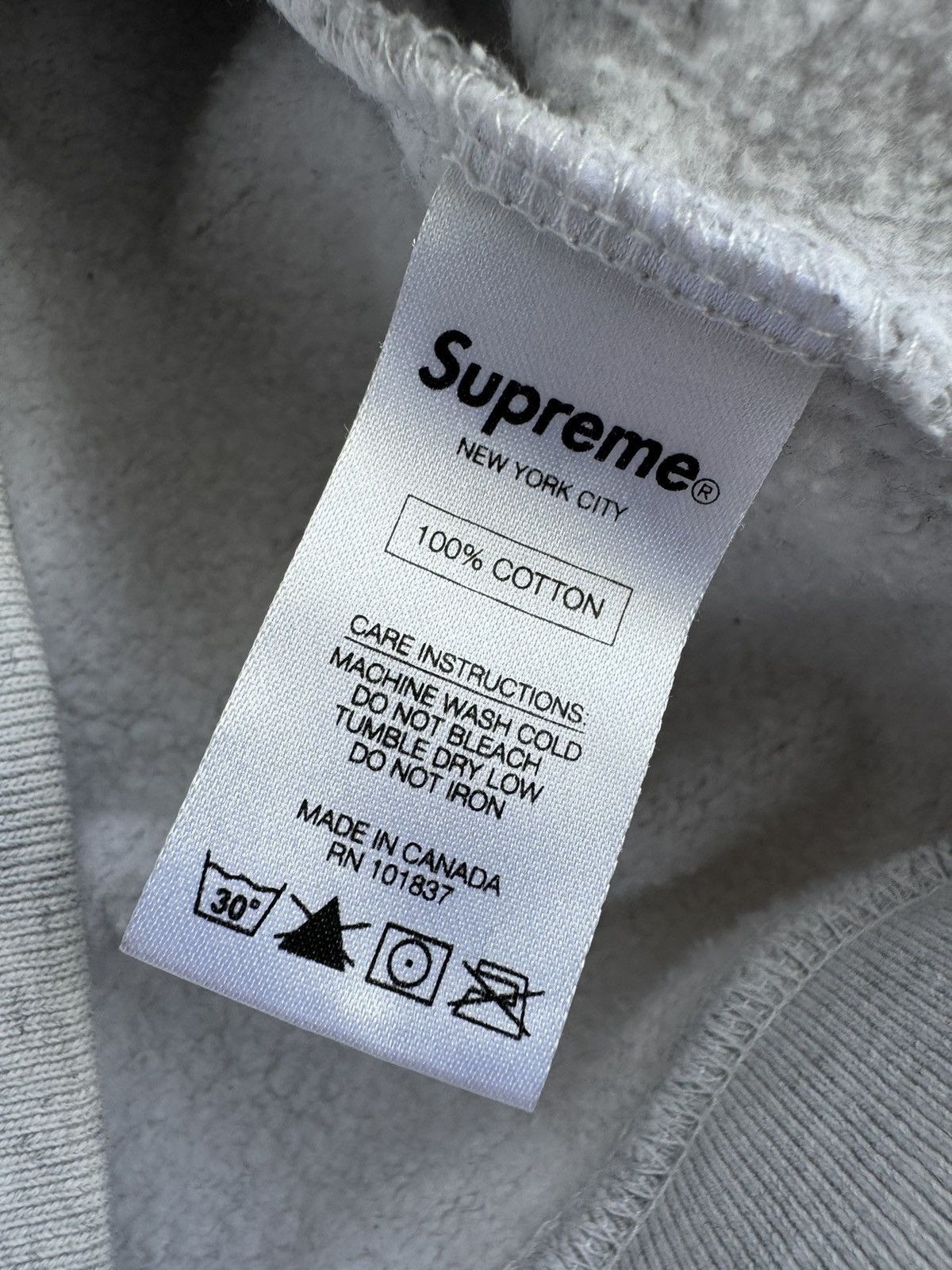 Supreme Supreme World Famous Half Quarter Zip Ash Grey Hype Skater Size US M / EU 48-50 / 2 - 16 Thumbnail