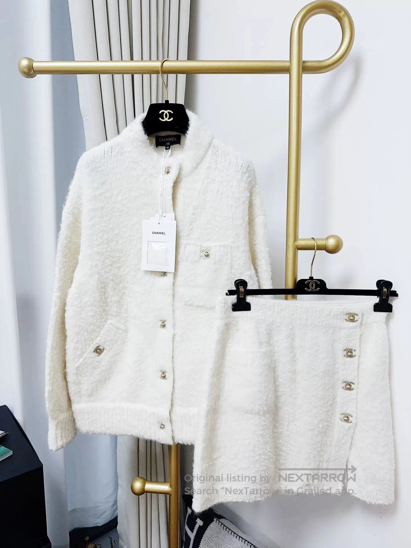 Chanel Chanel 21B Beige Skirt Size 36. Size US 36 / EU 52 - 1 Thumbnail