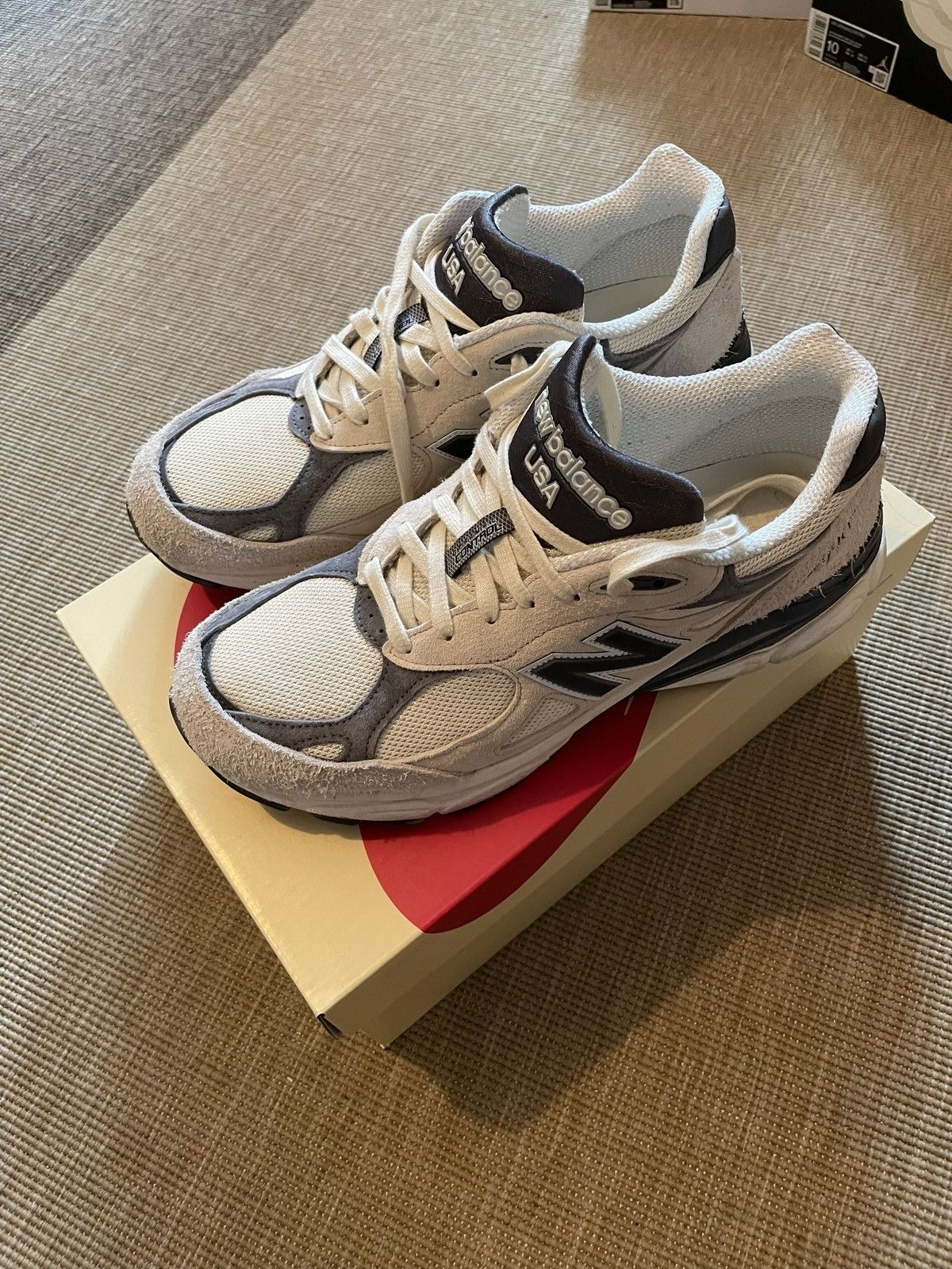 New Balance New Balance 990v3 „Moonbeam“ Size US 10 / EU 43 - 7 Thumbnail