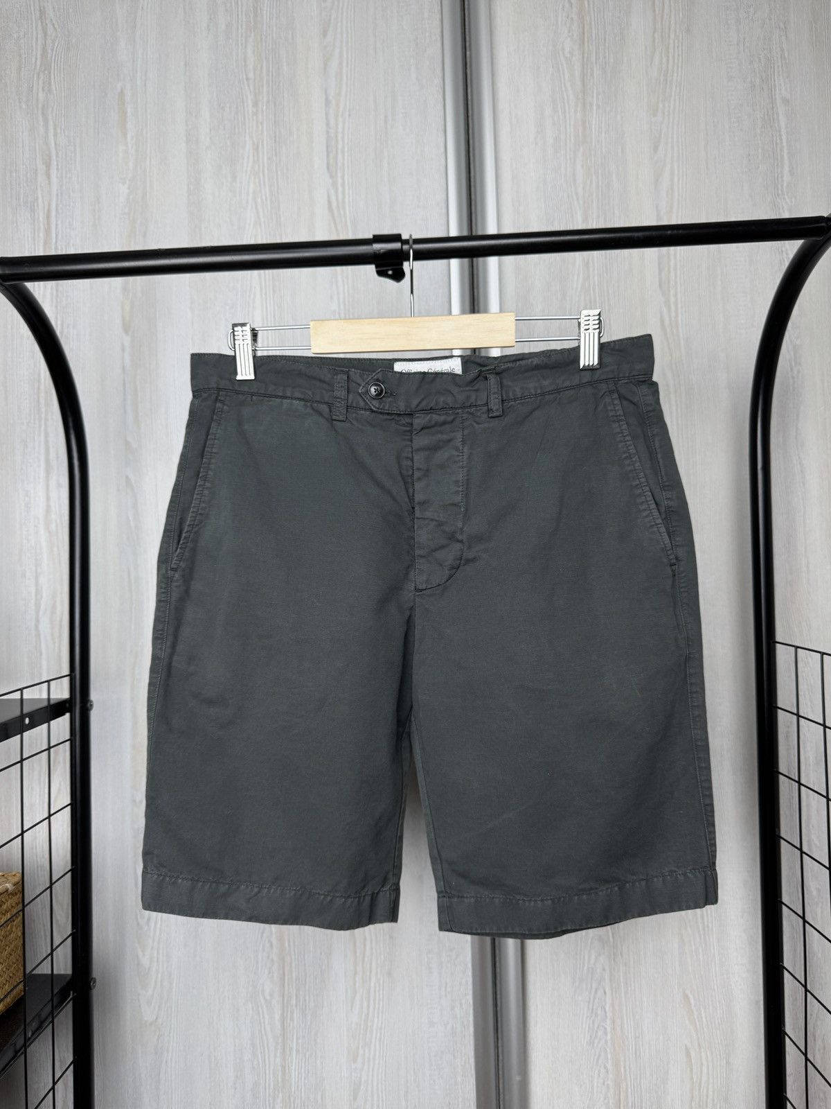 Officine Generale Officine Generale grey men Julian Bermuda graphite shorts Size US 32 / EU 48 - 1 Thumbnail