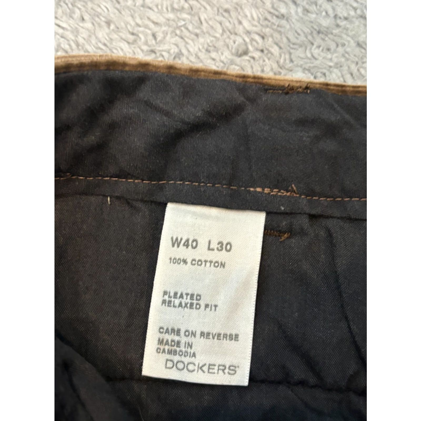 Dockers VINTAGE Dockers Pants Mens 40x30 Brown Corduroy Loose Grunge Casual Shirt Men Slim? Not exact. Size US 40 / EU 56 - 2 Thumbnail