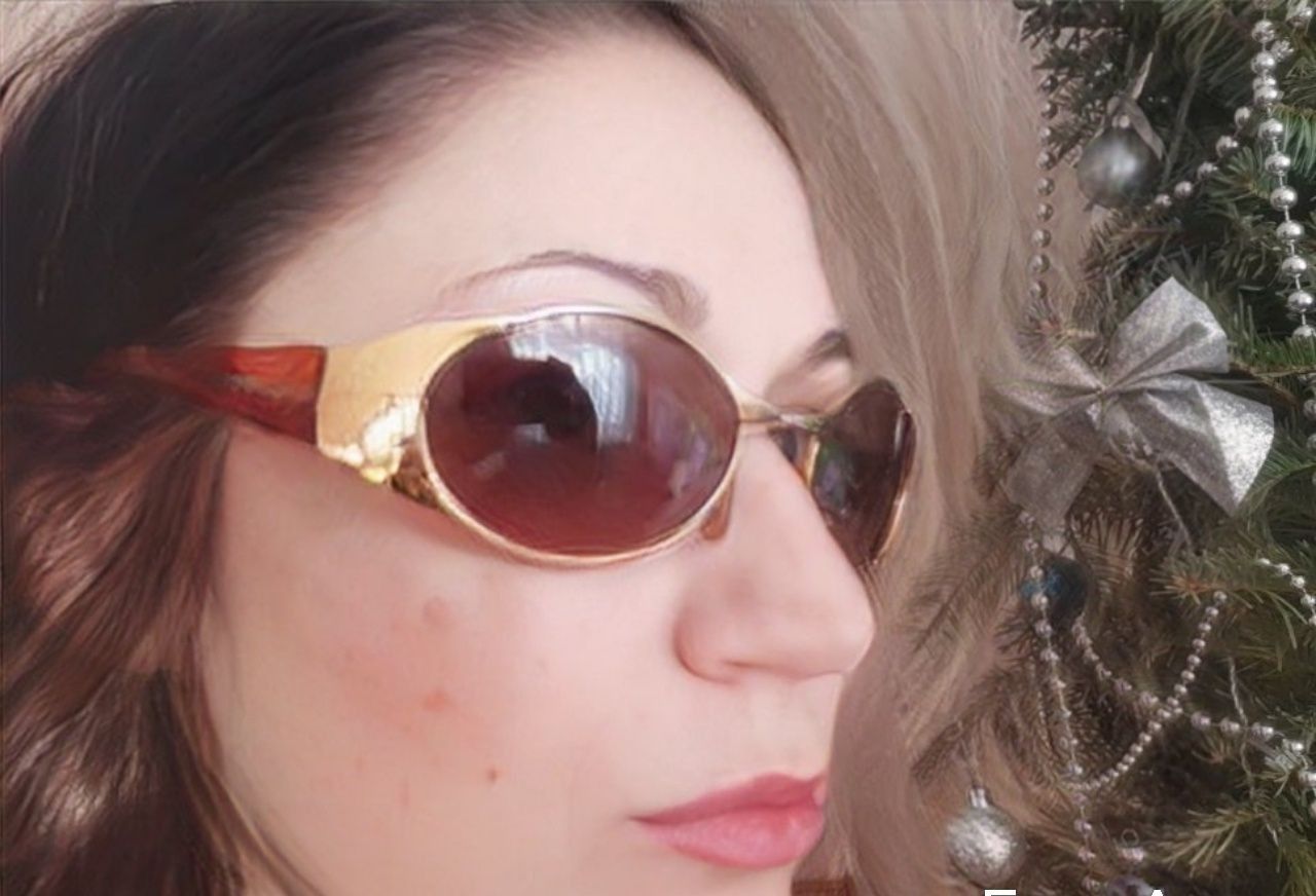 Gucci Gucci Vintage Gold GG 2378/S Unisex Sunglasses Size ONE SIZE - 2 Thumbnail