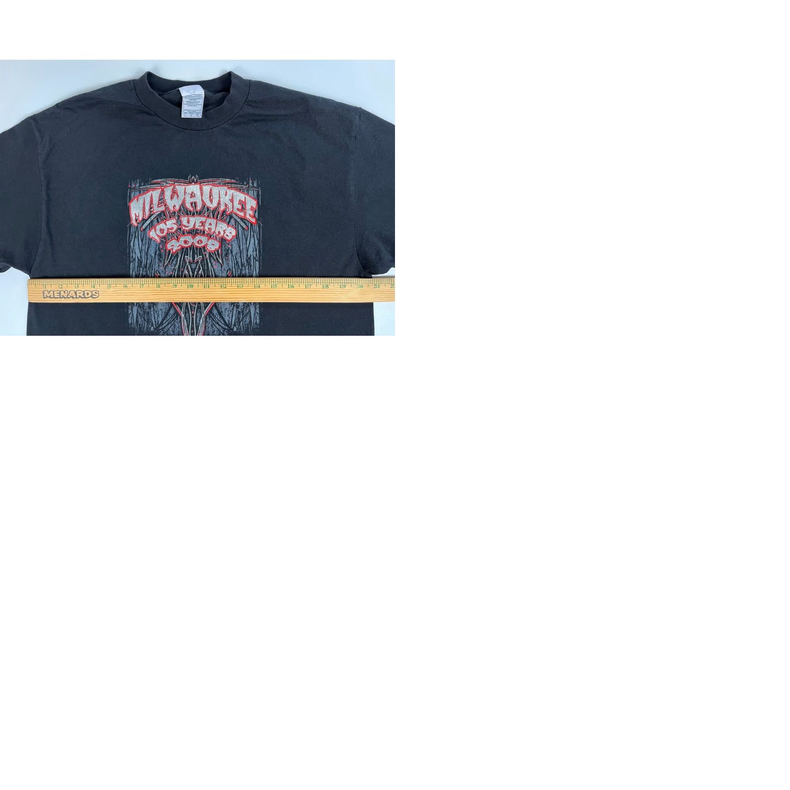 Vintage VINTAGE Men's Milwaukee 105 Years Anniversary T-Shirt Sz L Shirt Men's Black 2008 105 Years Anniversary Alstyle Apparel & Activewear Graphic Print Size US L / EU 52-54 / 3 - 9 Thumbnail