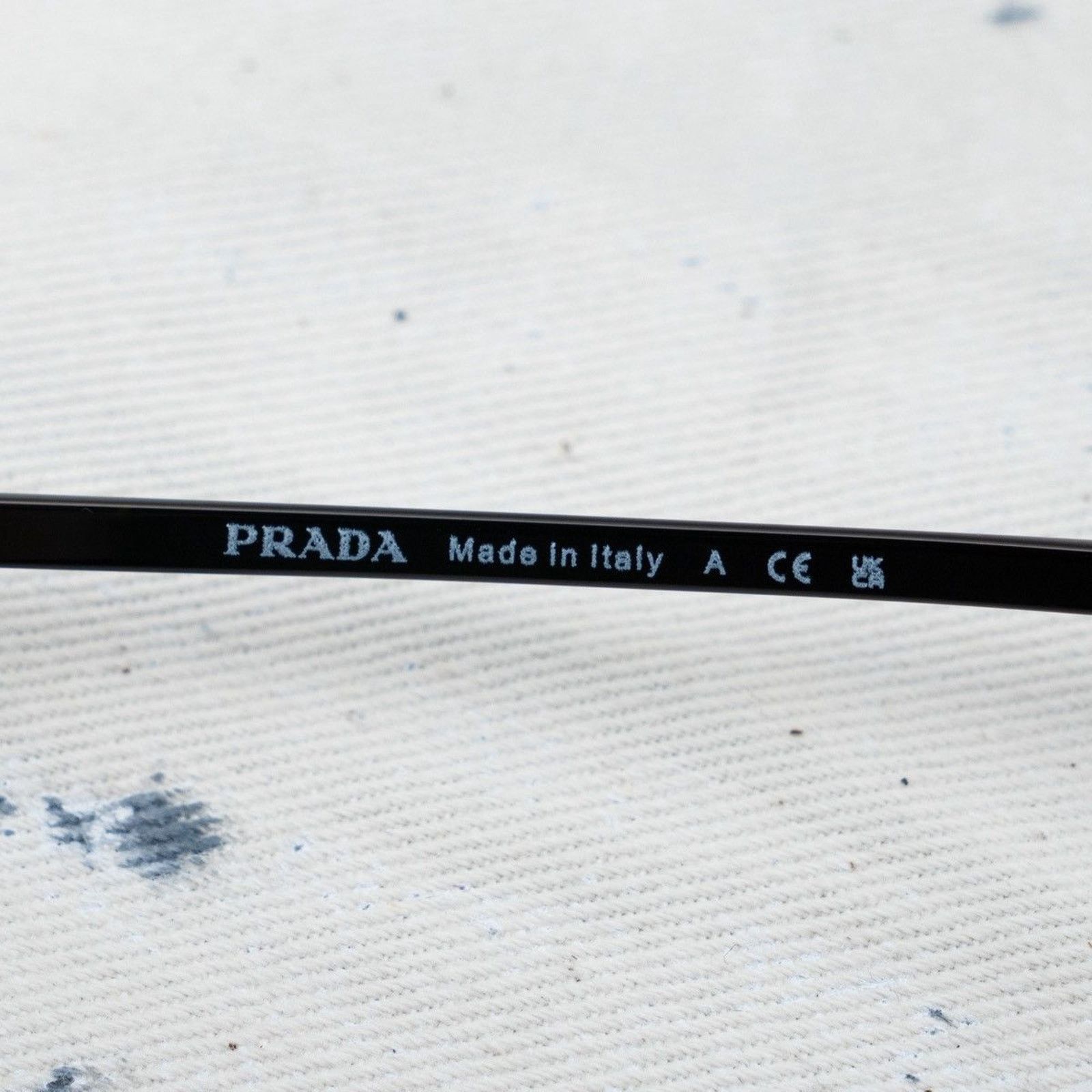 Vintage prada logo black mirrored aviator oval sunglasses
