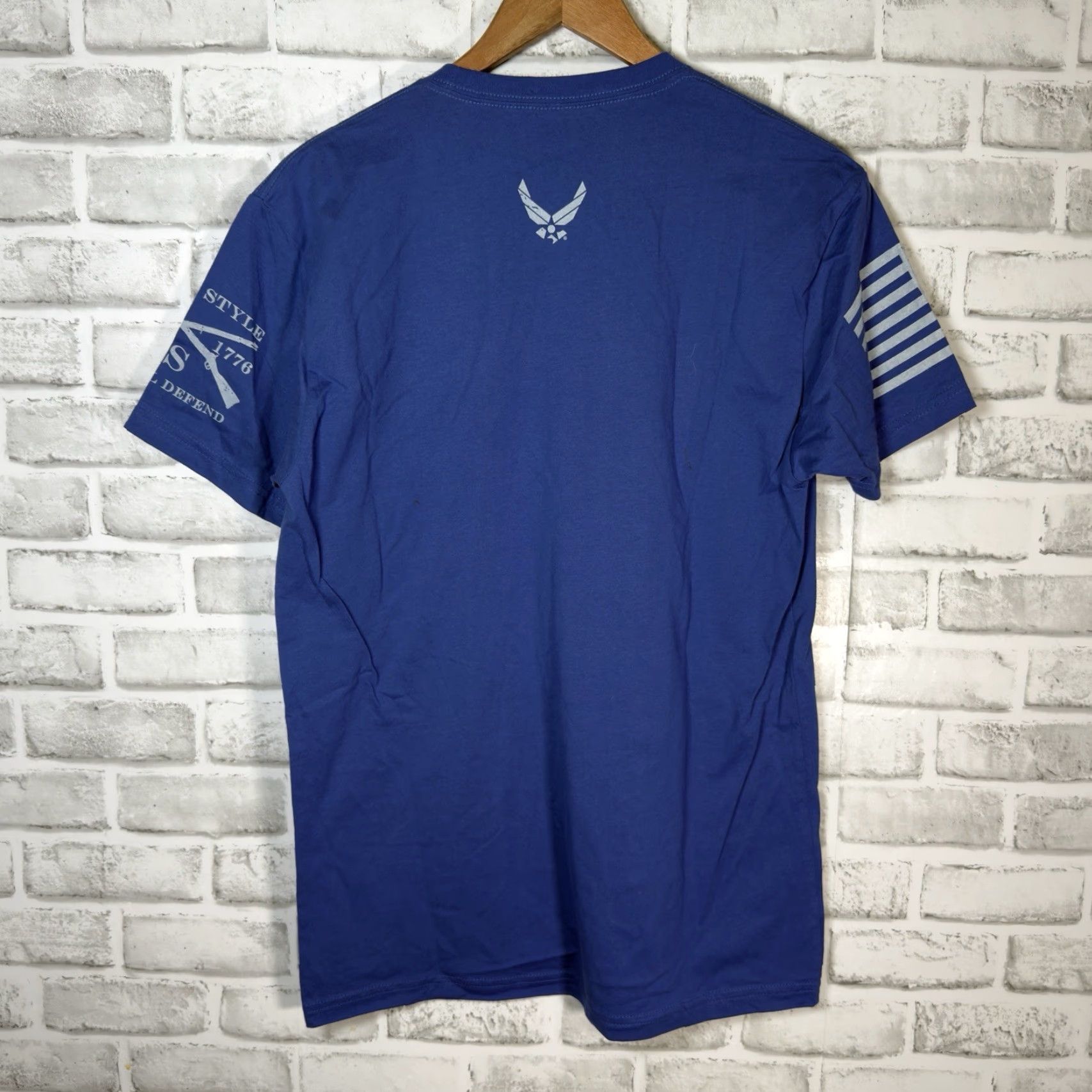 Vintage GRUNT STYLE Aim High Graphic Tee Men’s Size M Blue 100% Cotton Patriotic Shirt Size US M / EU 48-50 / 2 - 5 Thumbnail